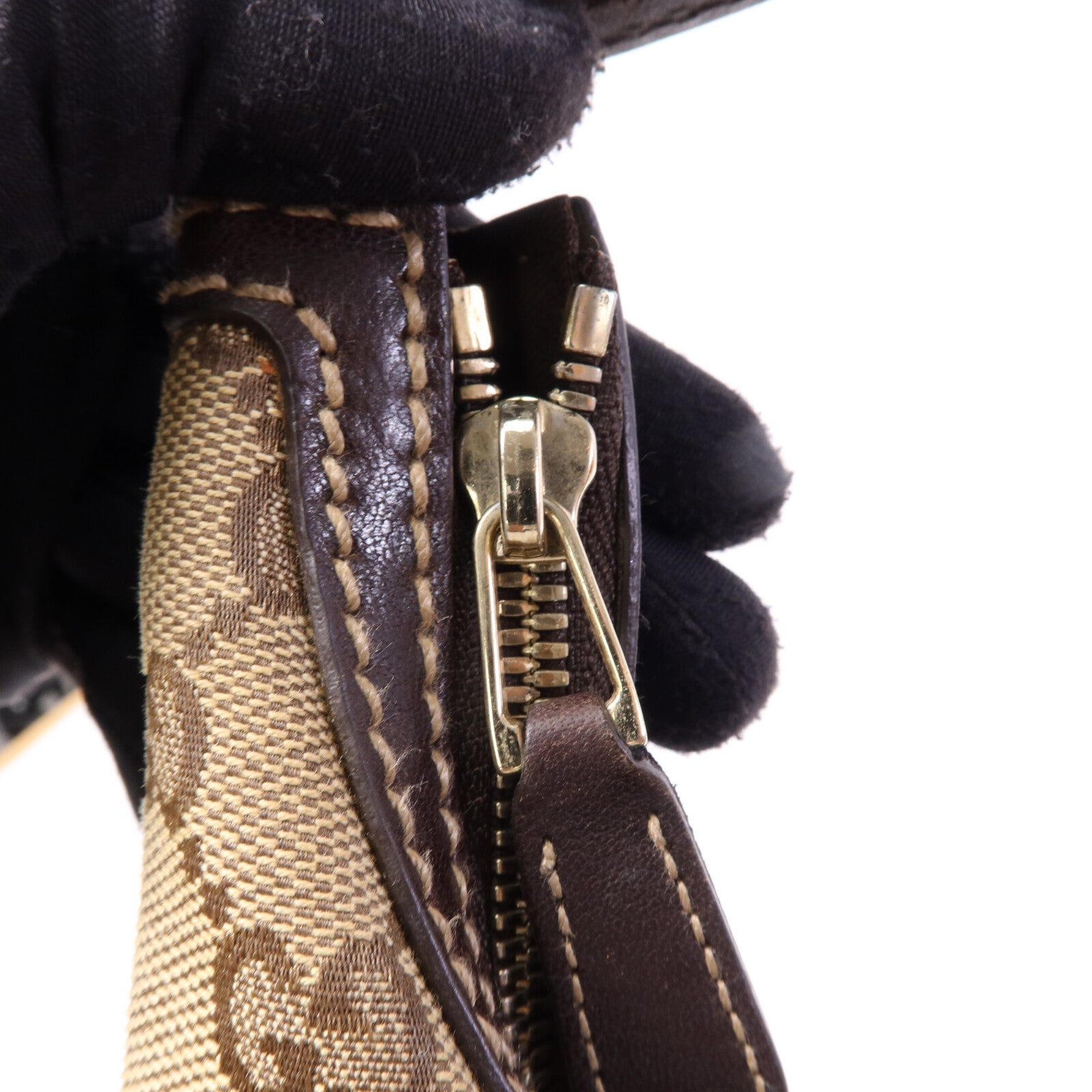GUCCI 帆布Shoulder Bag金扣肩背袋