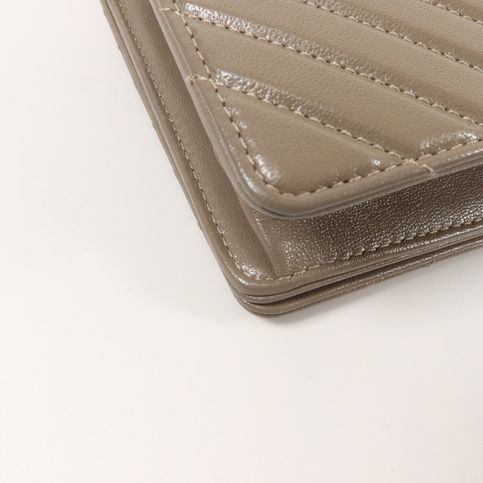 CHANEL 羊皮皮革Chevron Flap Bag鏈帶肩背袋