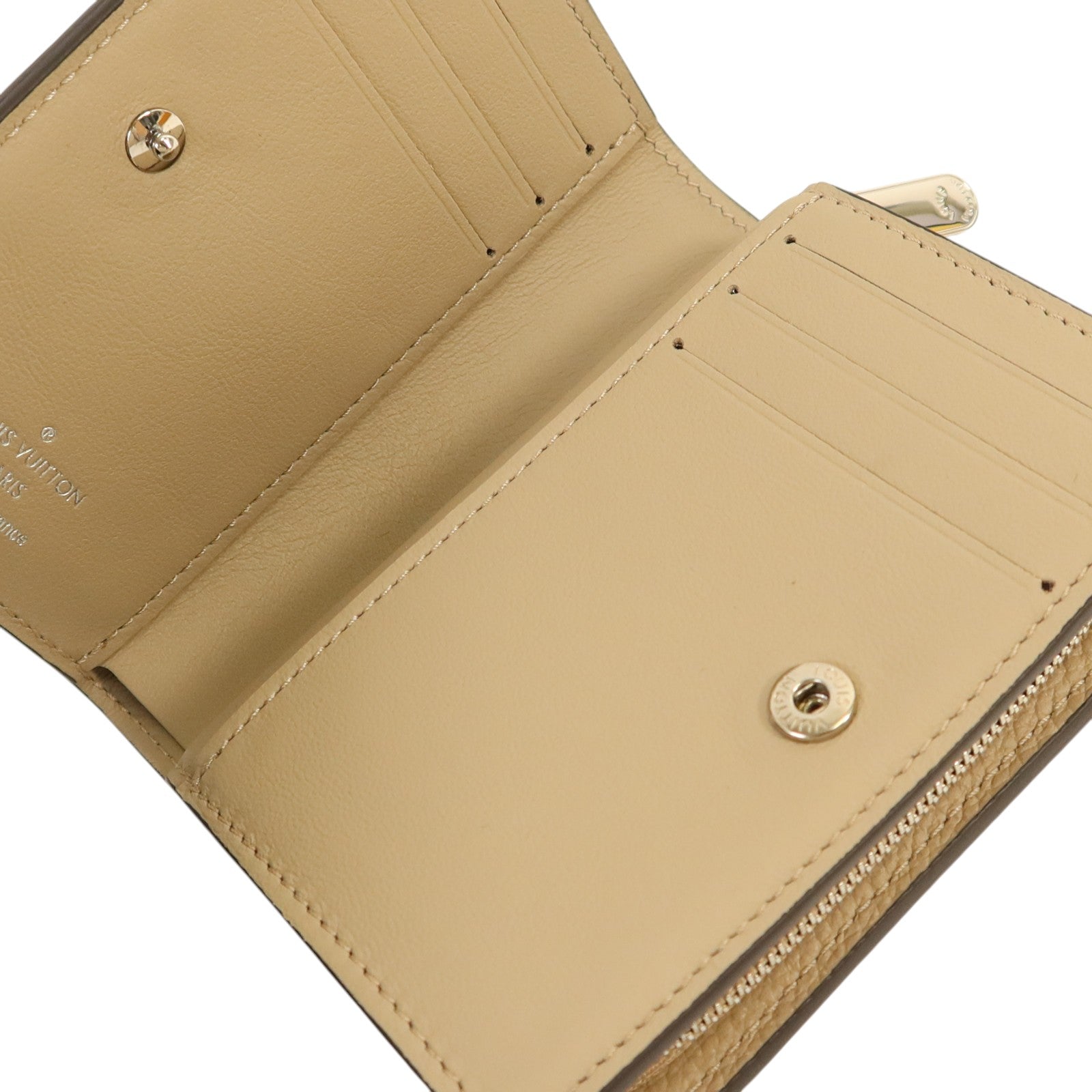 LOUIS VUITTON Mahina Clea Wallet銀扣錢包