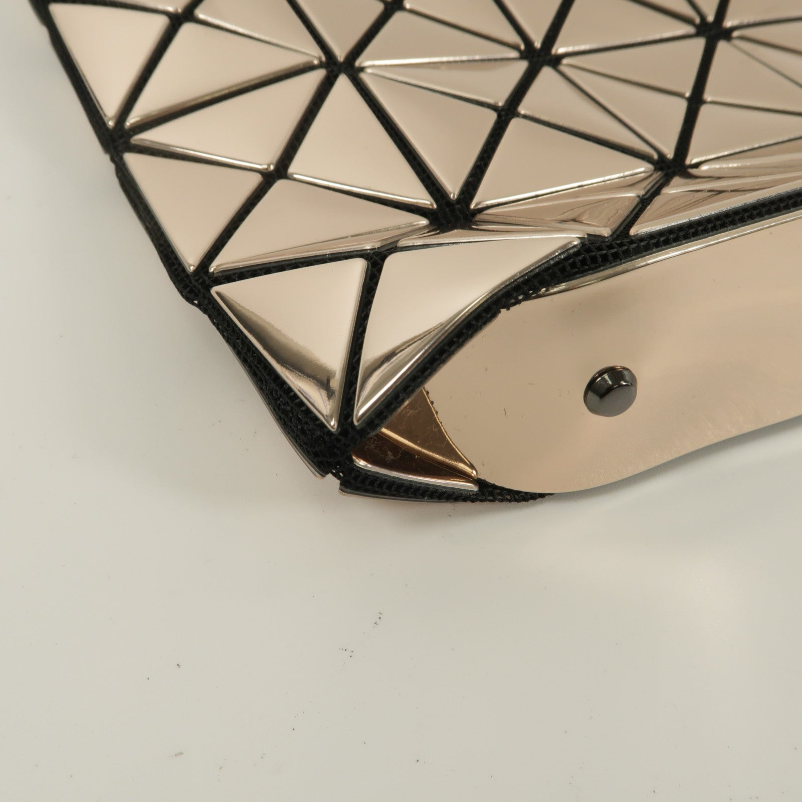 BAO BAO ISSEYMIYAKE PVC Shoulder Bag鏈帶肩背袋