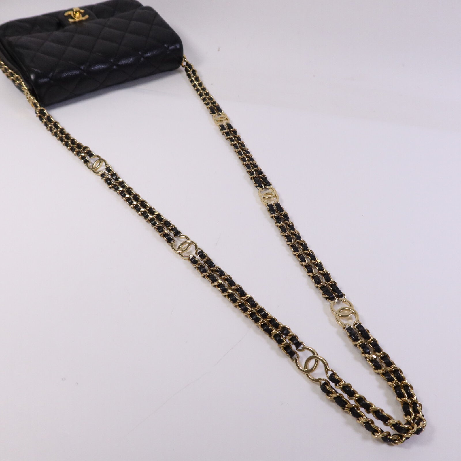 CHANEL 牛皮皮革Mini Flap Bag金扣鏈帶肩背袋