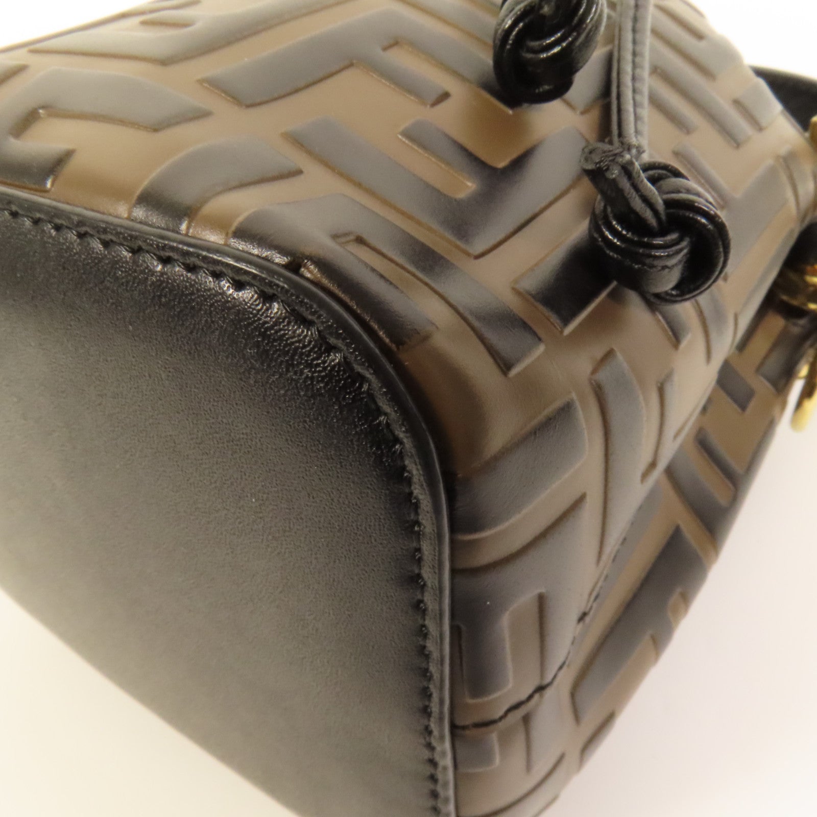 FENDI 牛皮皮革Mon Tresor金扣肩背袋