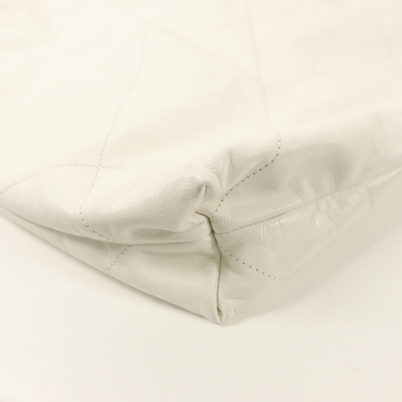 CHANEL 牛皮皮革Chanel 22 Medium肩背袋