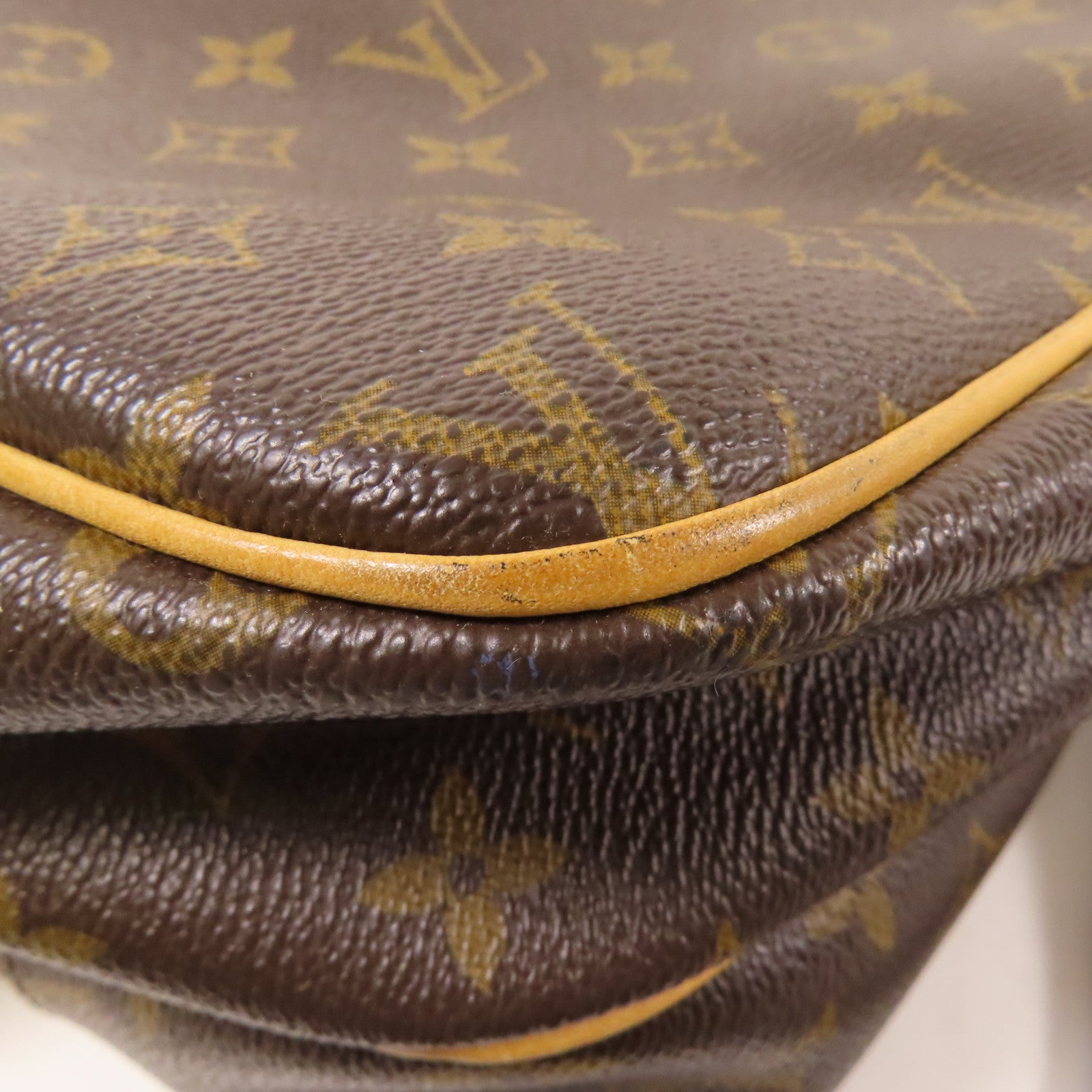 LOUIS VUITTON Monogram Reporter PM金扣肩背袋棕色