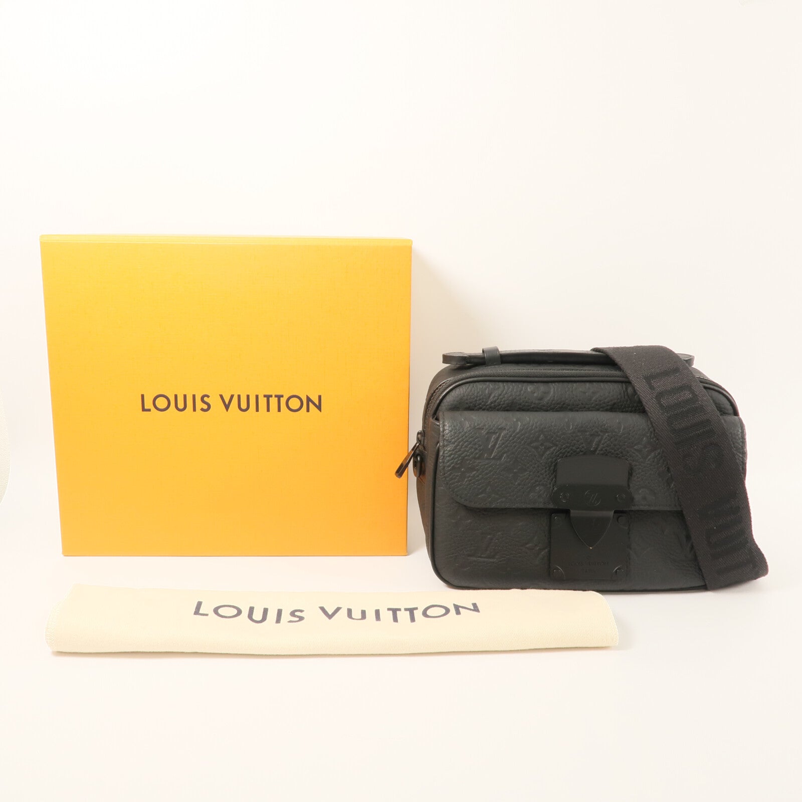 LOUIS VUITTON Monogram Taurillon S Lock肩背袋