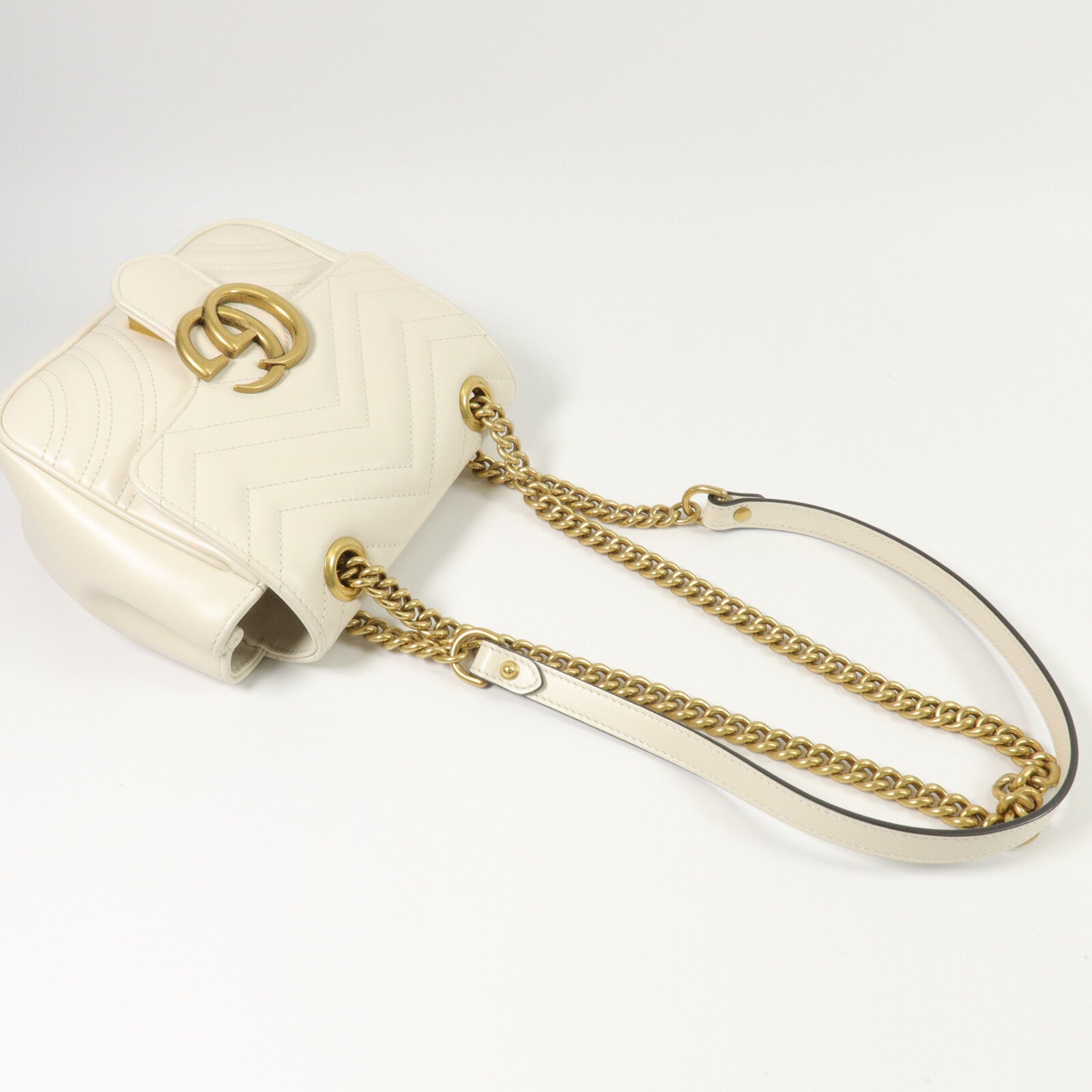 GUCCI 牛皮皮革GG Marmont Mini鏈帶肩背袋