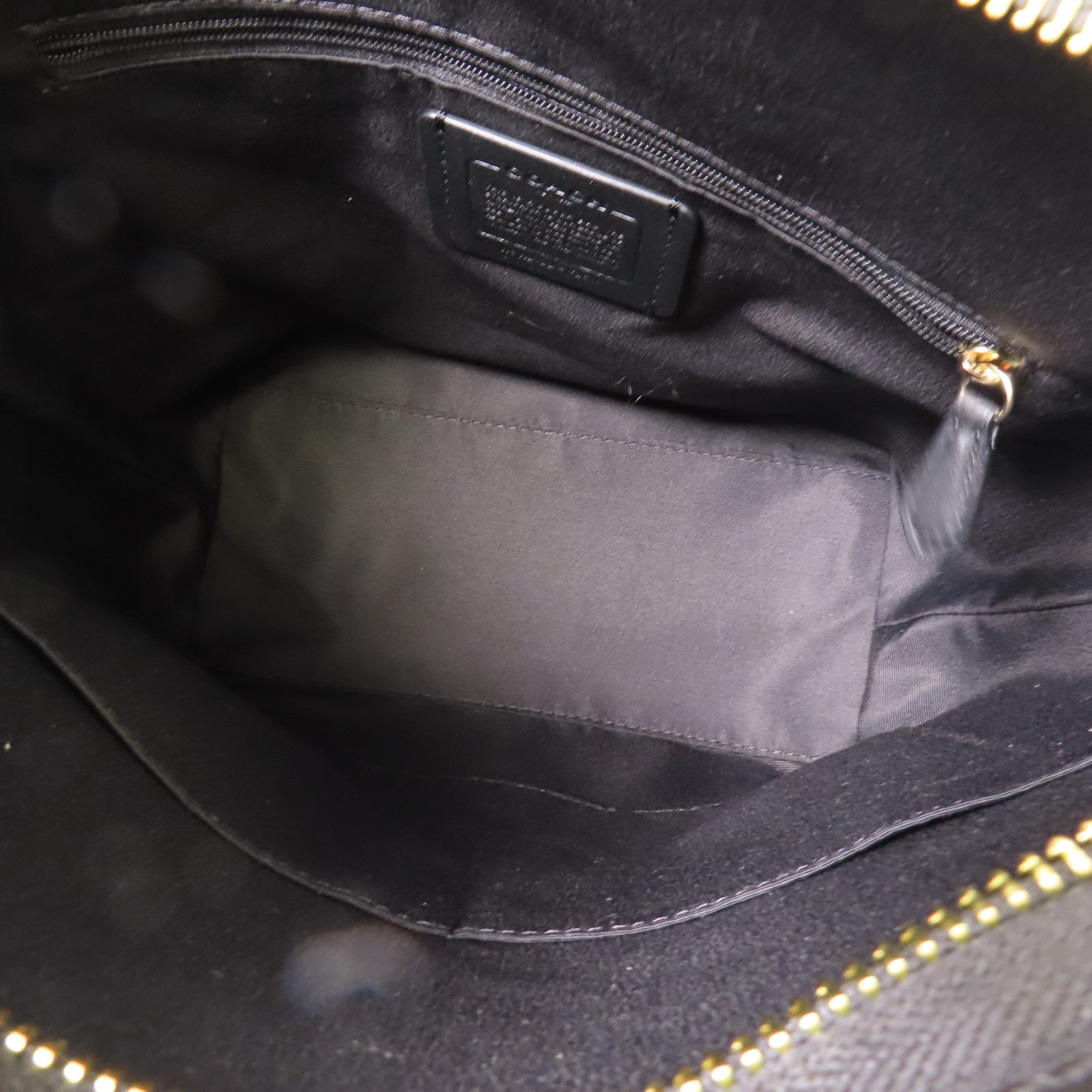 COACH 塗層帆布Shoulder Bag金扣肩背袋