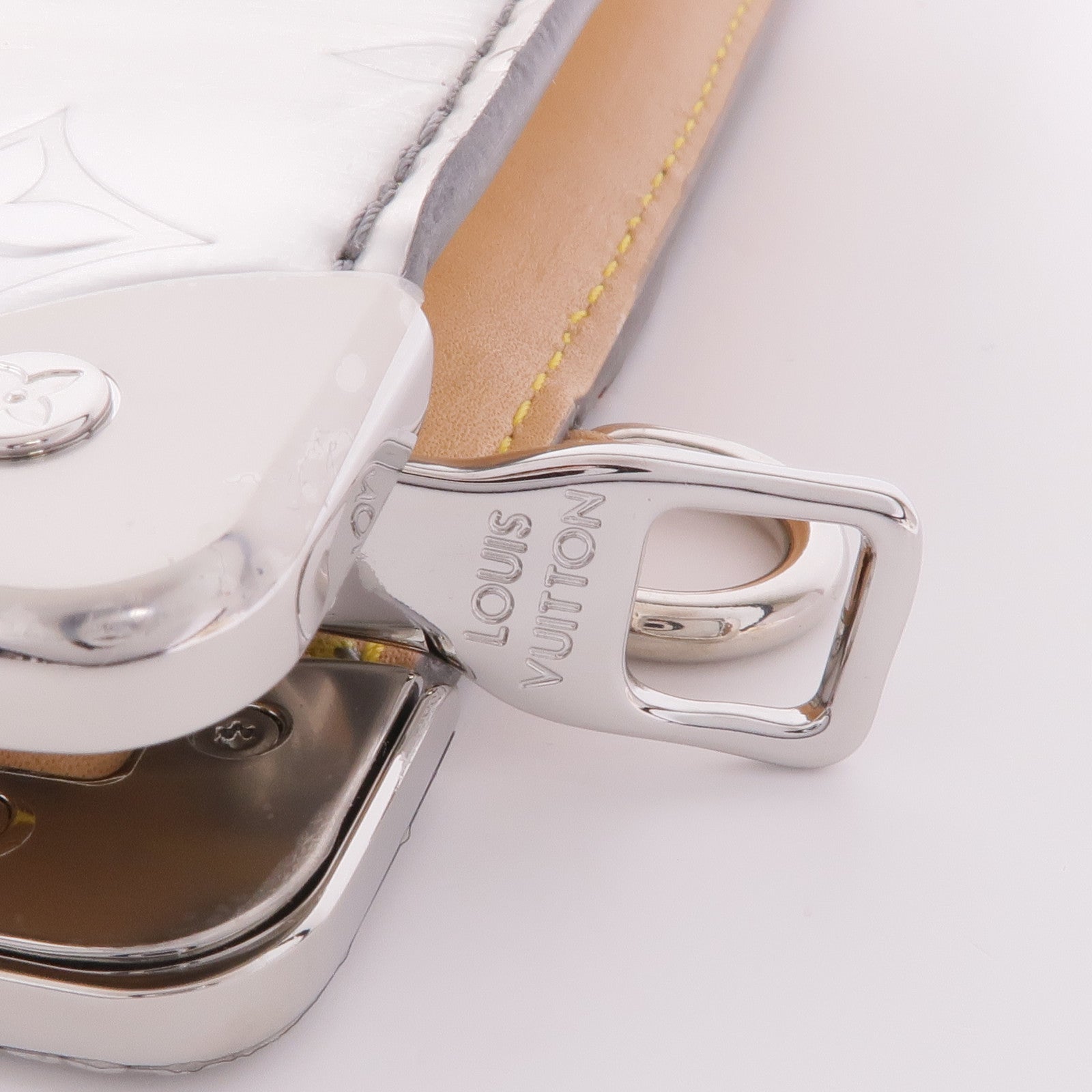 LOUIS VUITTON Monogram Mirror Trunk Pouch銀扣手拿包