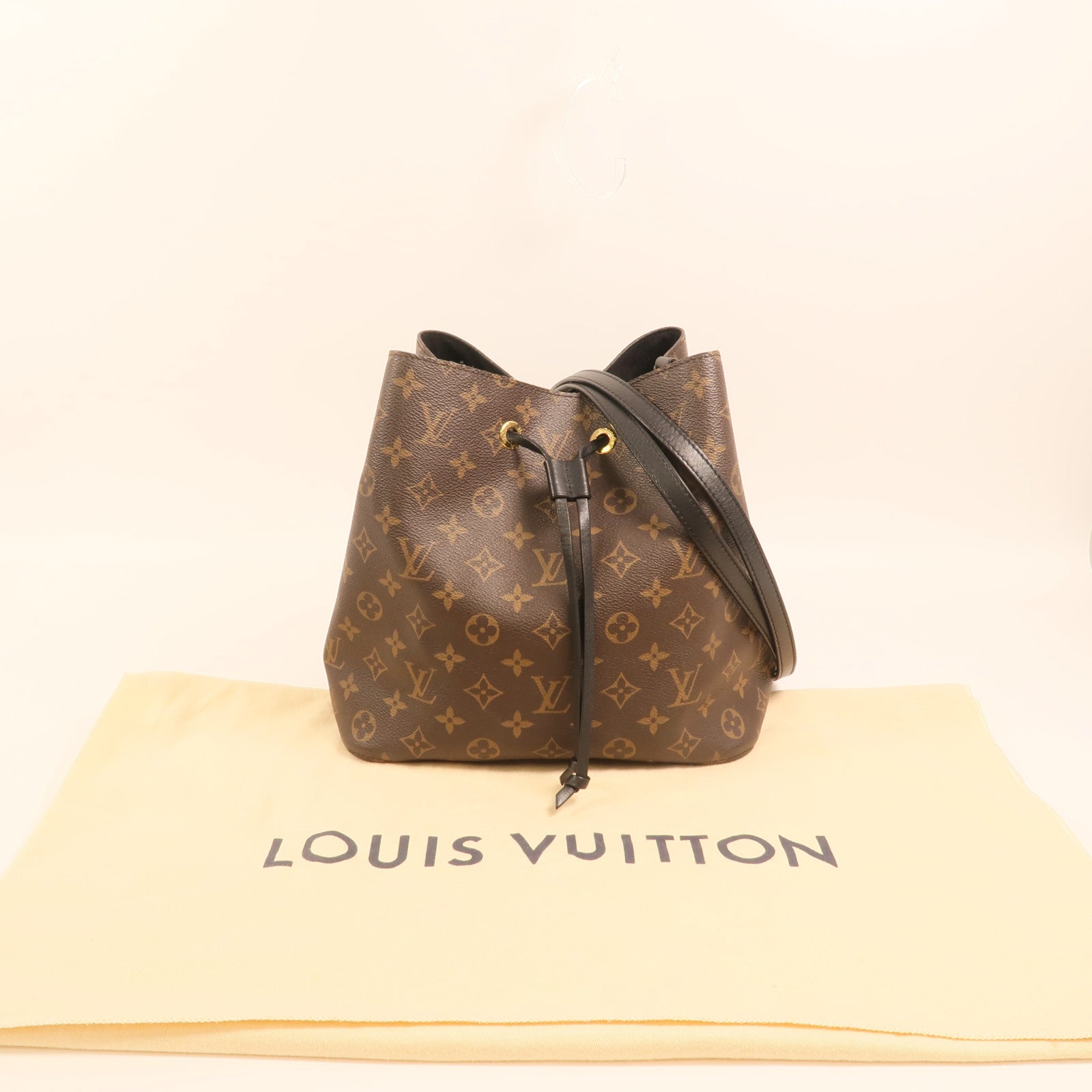 LOUIS VUITTON Monogram Neo Noe MM金扣肩背袋