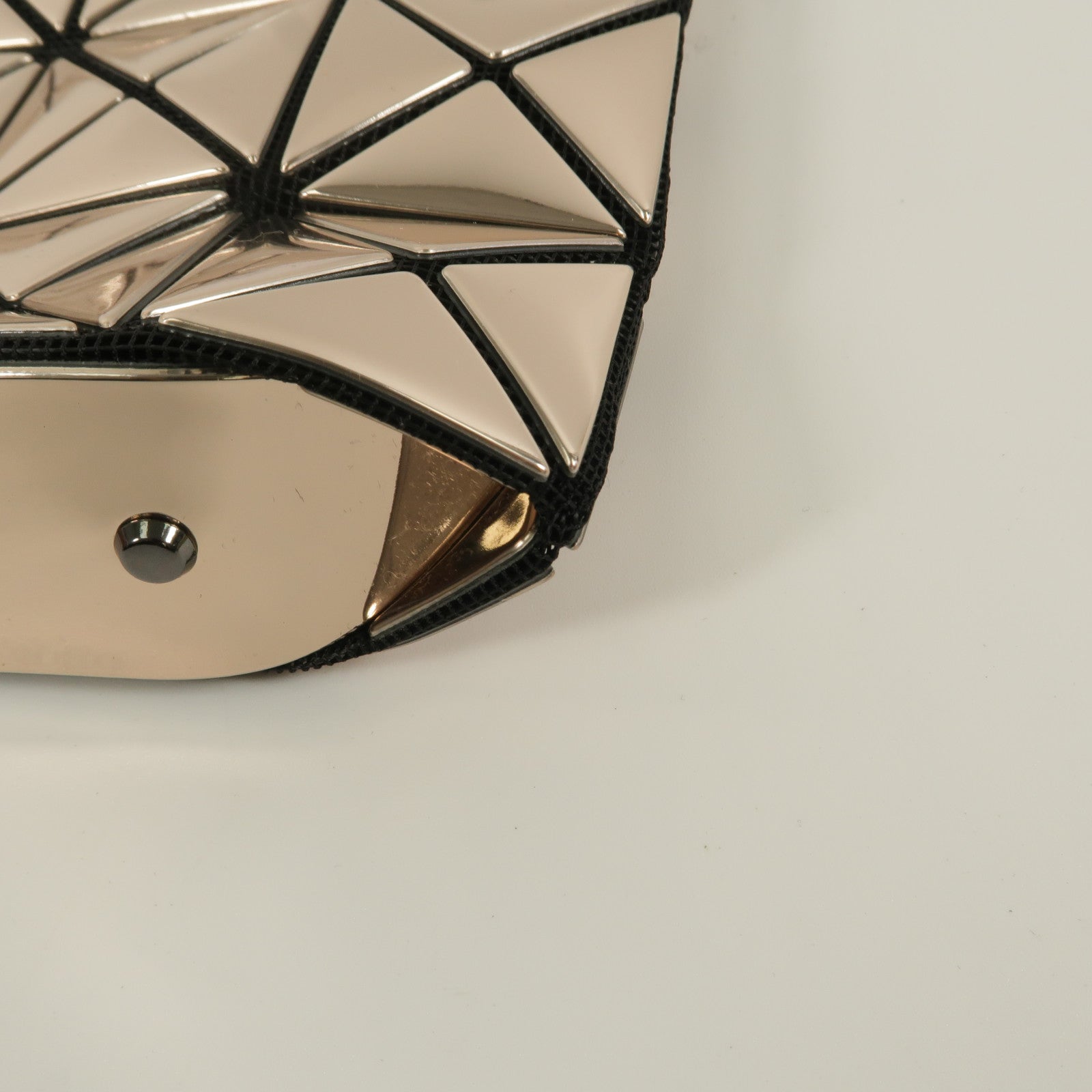BAO BAO ISSEYMIYAKE PVC Shoulder Bag鏈帶肩背袋