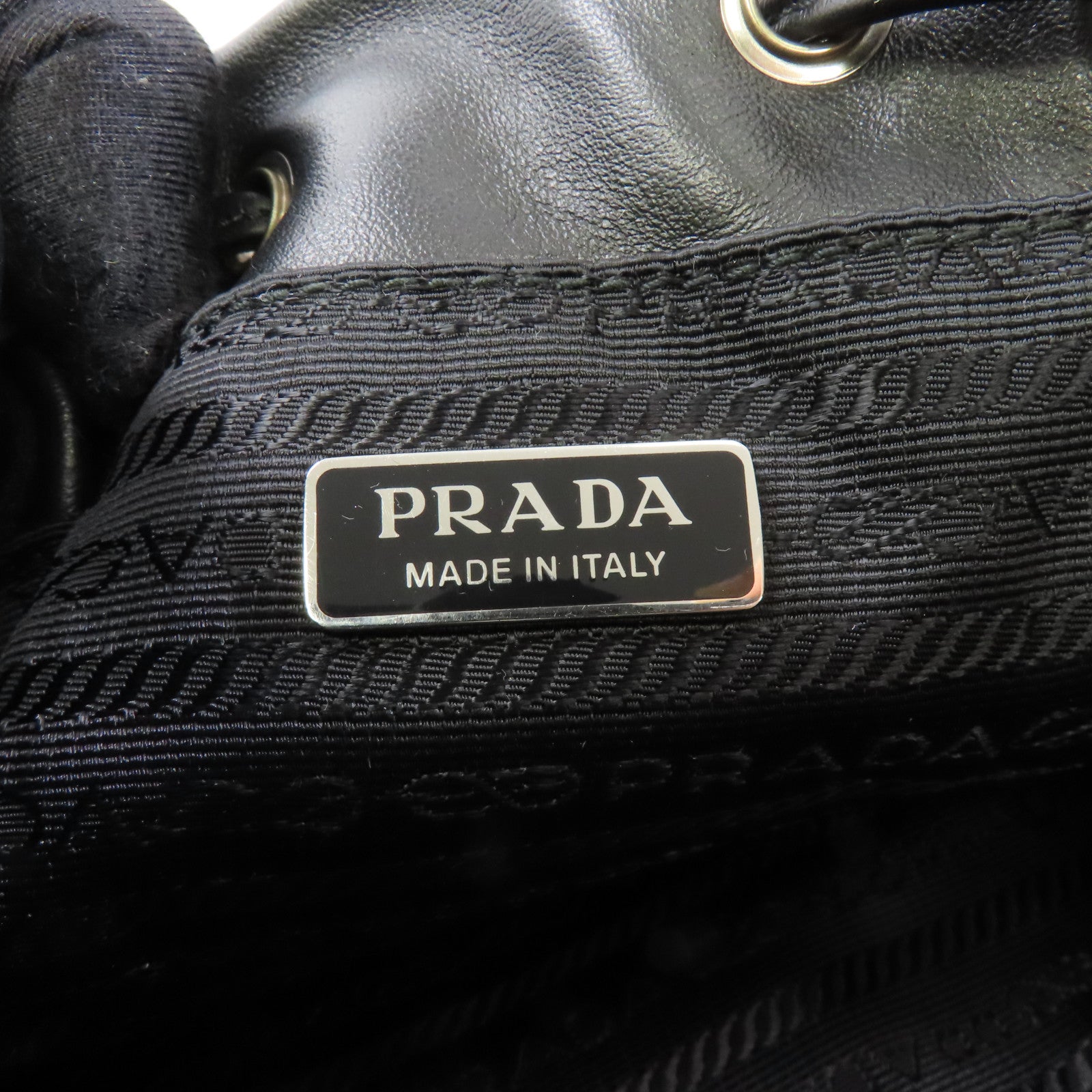PRADA 牛皮皮革2 Way Shoulder銀扣手挽肩背兩用袋黑色