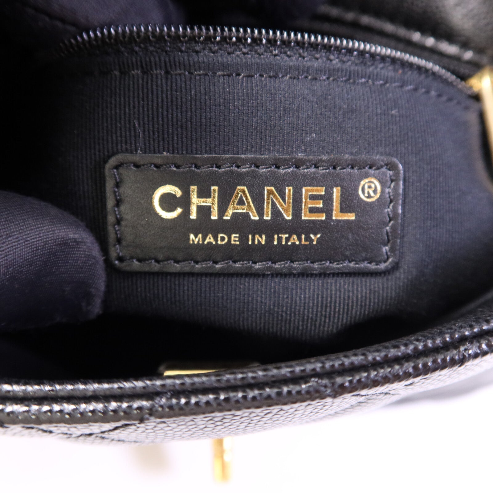 CHANEL 牛皮皮革Mini Flap Bag金扣鏈帶肩背袋