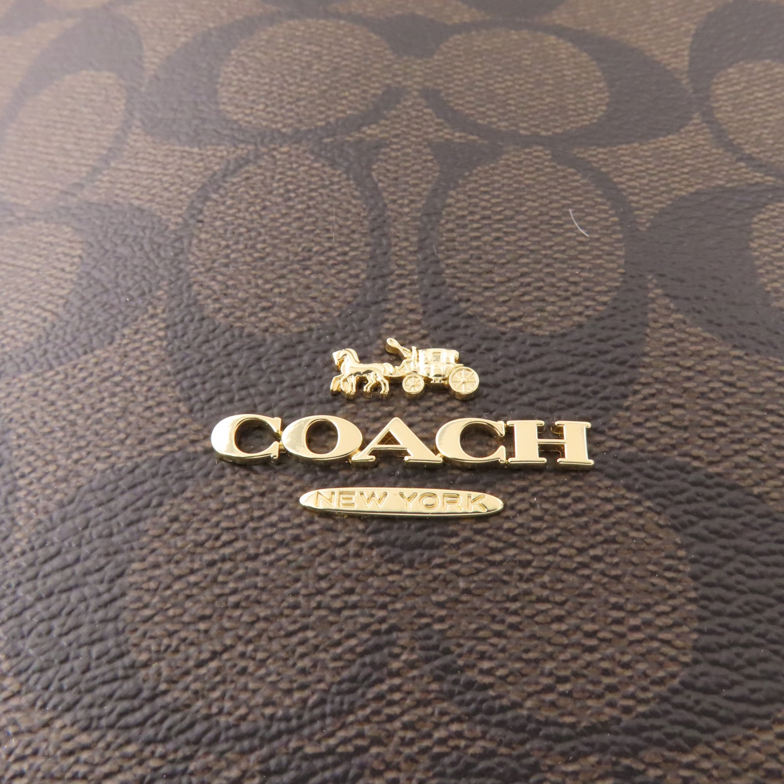 COACH 塗層帆布Shoulder Bag金扣肩背袋