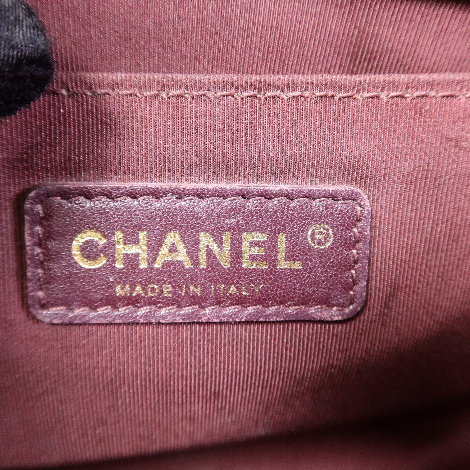 CHANEL 牛皮皮革Boy 25鏈帶肩背袋