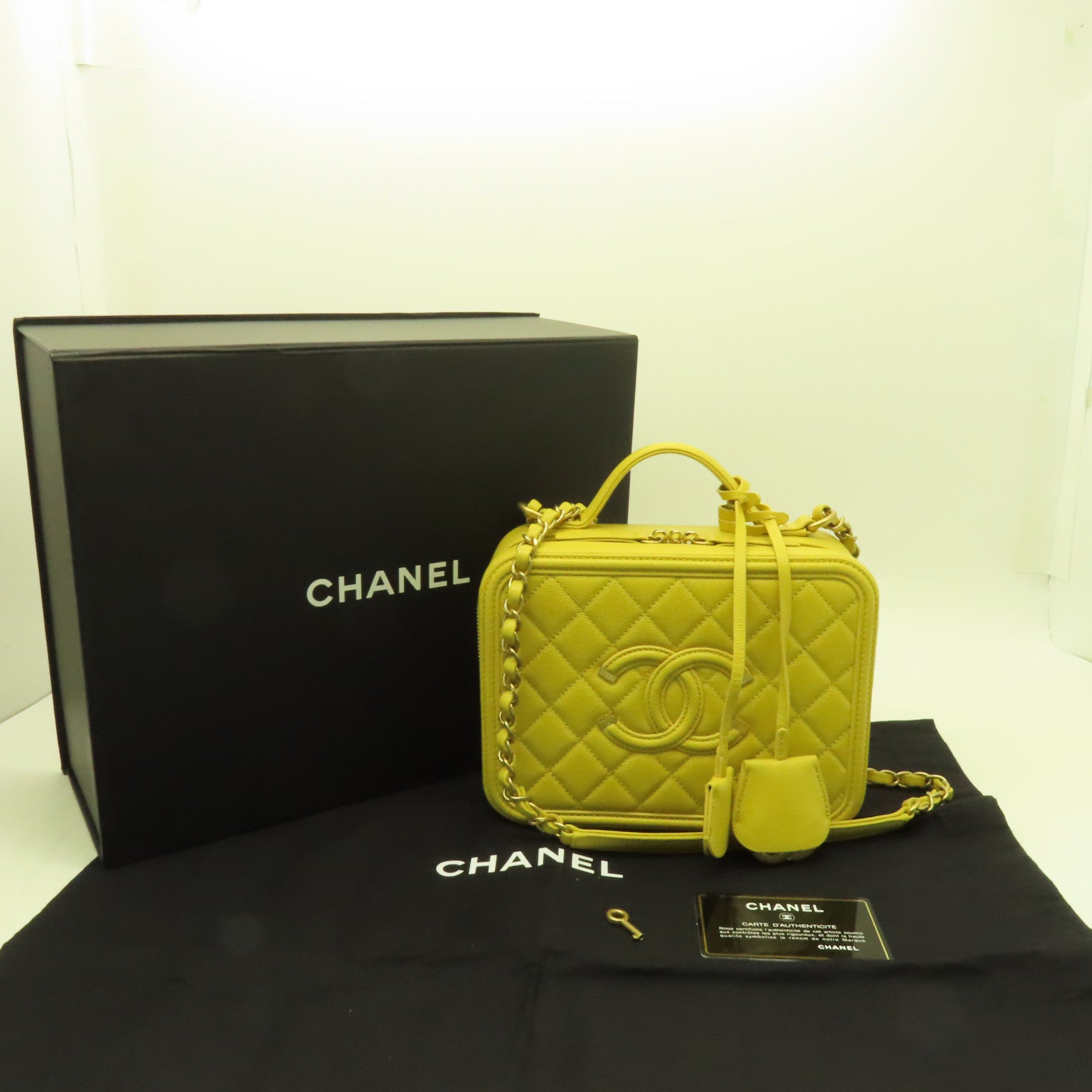 CHANEL 【激減優惠】菱格Caviar皮革Vanity Case金扣手挽肩背兩用袋黃色