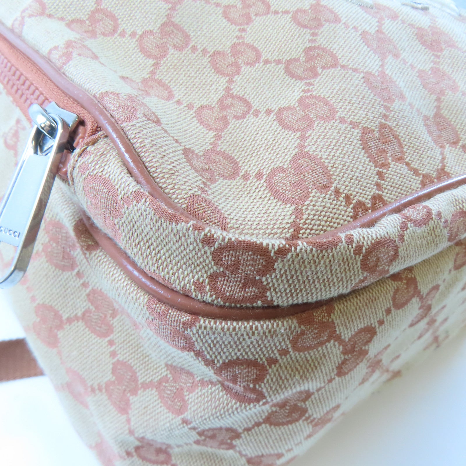GUCCI 帆布NY Yankees銀扣背包啡色