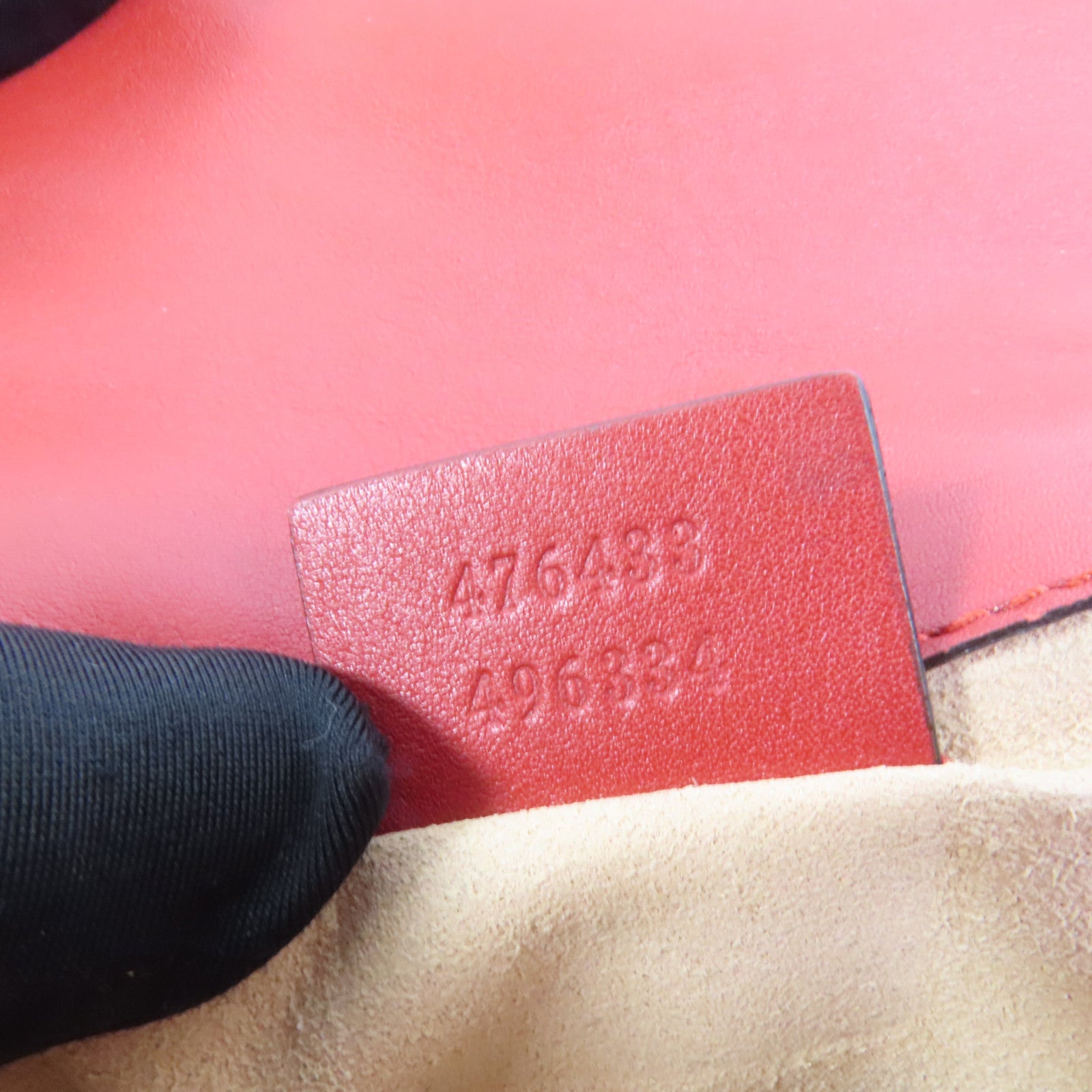 GUCCI 牛皮皮革GG Marmont Super Mini金扣鏈帶肩背袋