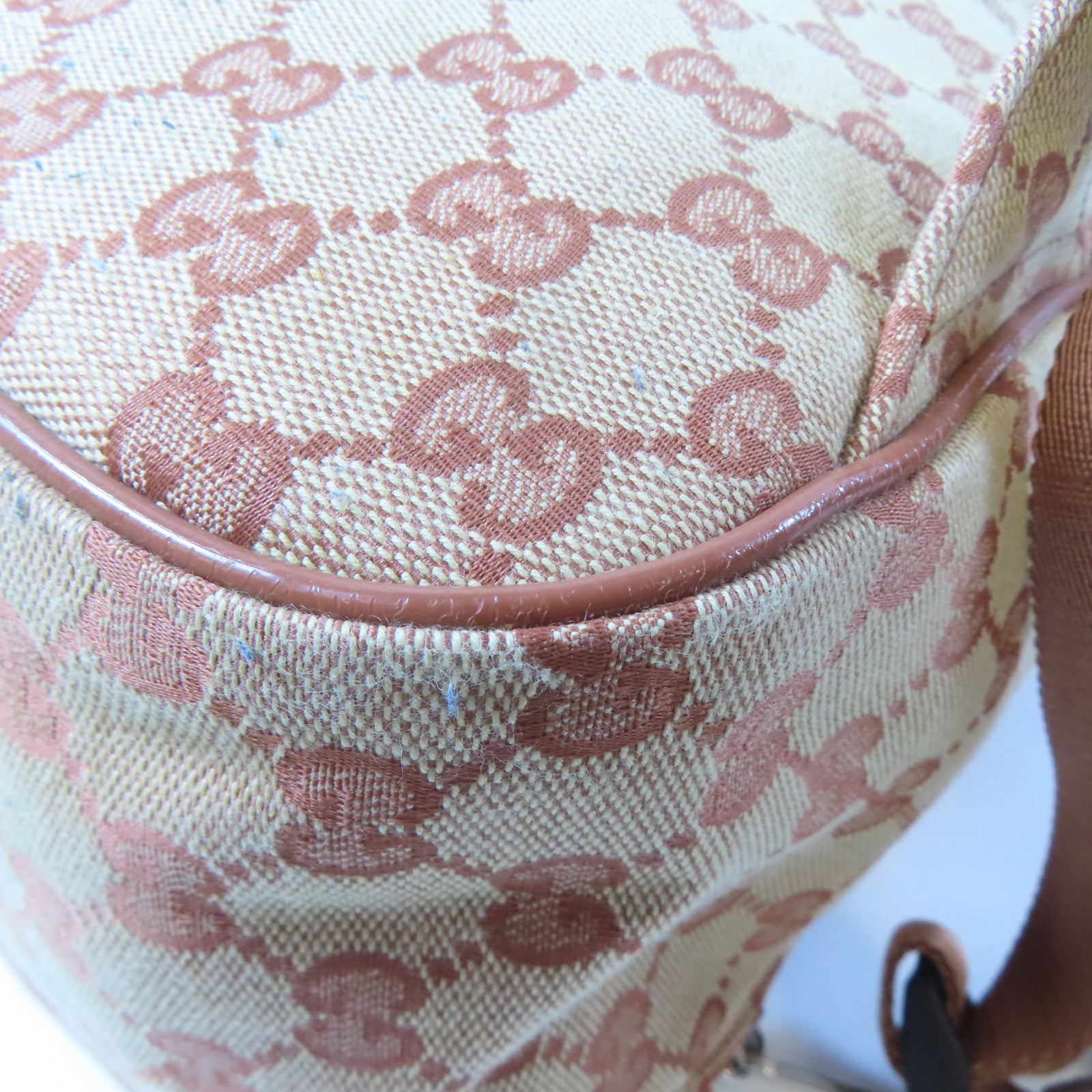 GUCCI 帆布NY Yankees銀扣背包啡色