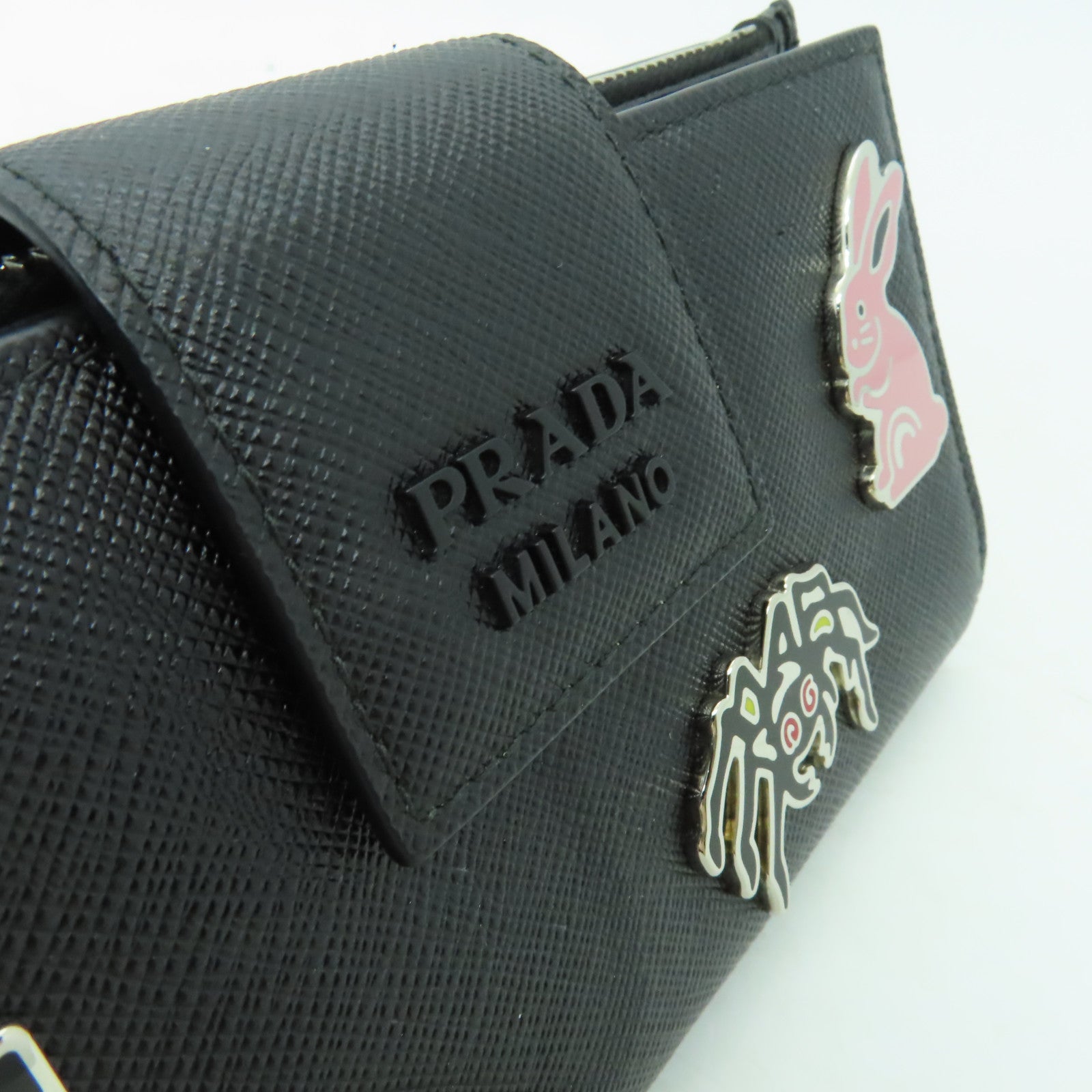 PRADA Saffiano皮革Wallet銀扣長錢包黑色