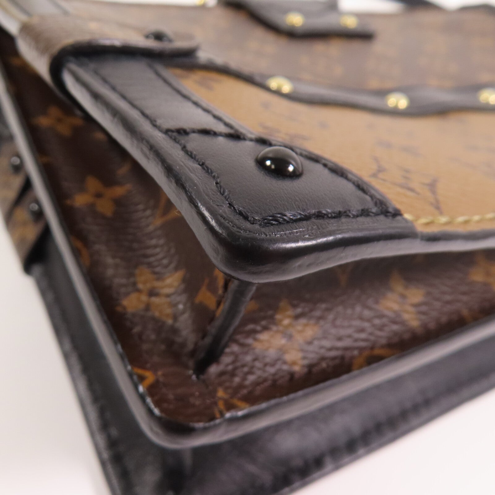 LOUIS VUITTON 【激減優惠】Monogram Reverse Trunk Clutch金扣肩背袋