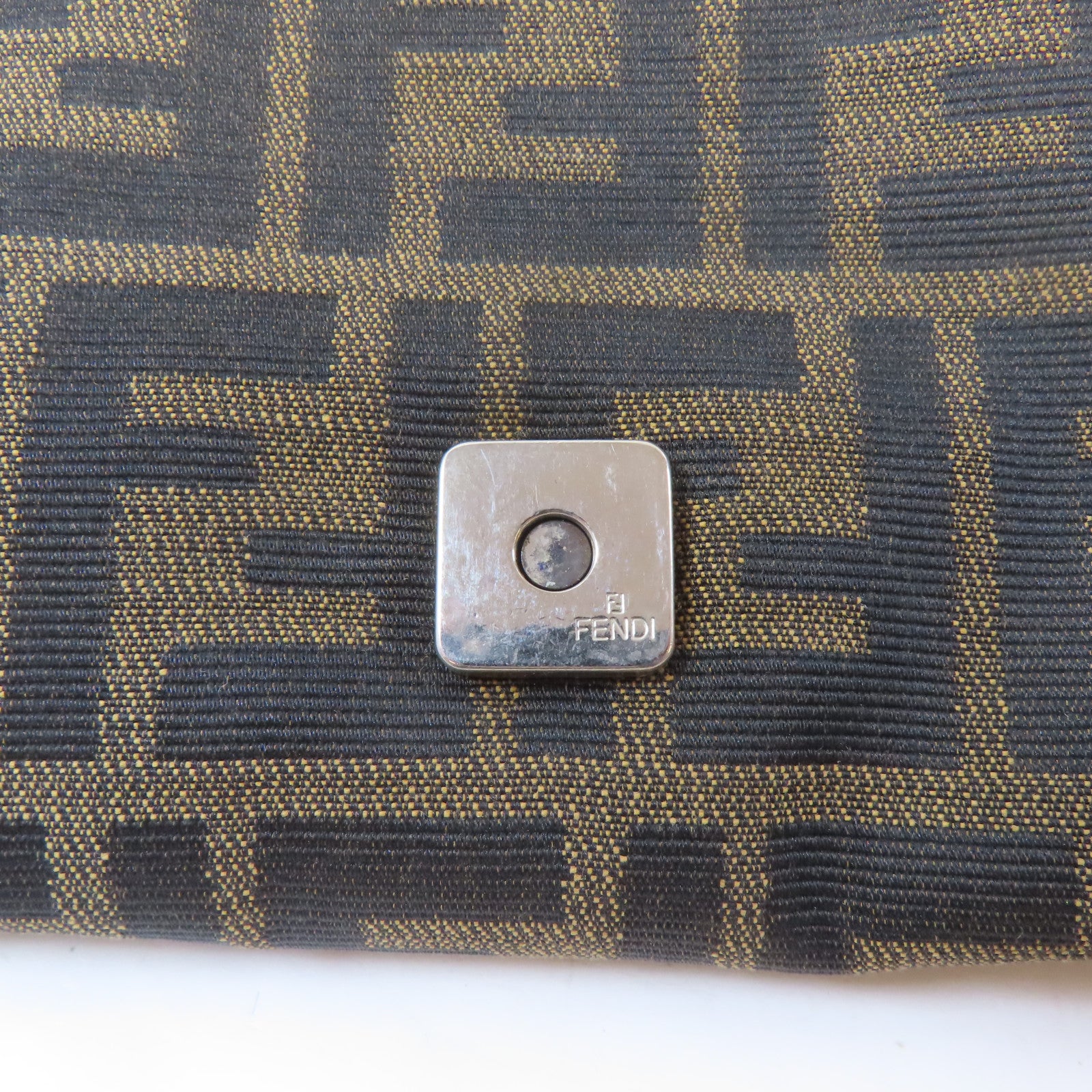 FENDI 帆布Shoulder Bag銀扣肩背袋啡色