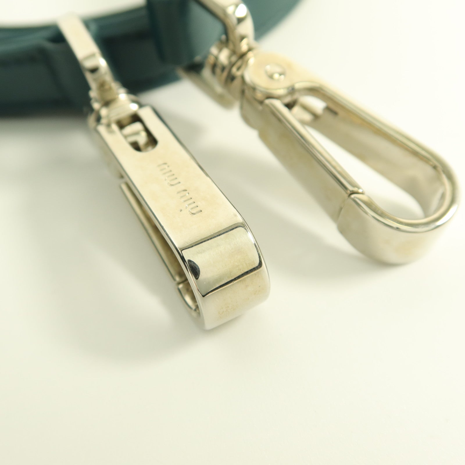 Miu Miu 牛皮皮革Matelasse 2 Way Shoulder Bag手挽肩背兩用袋