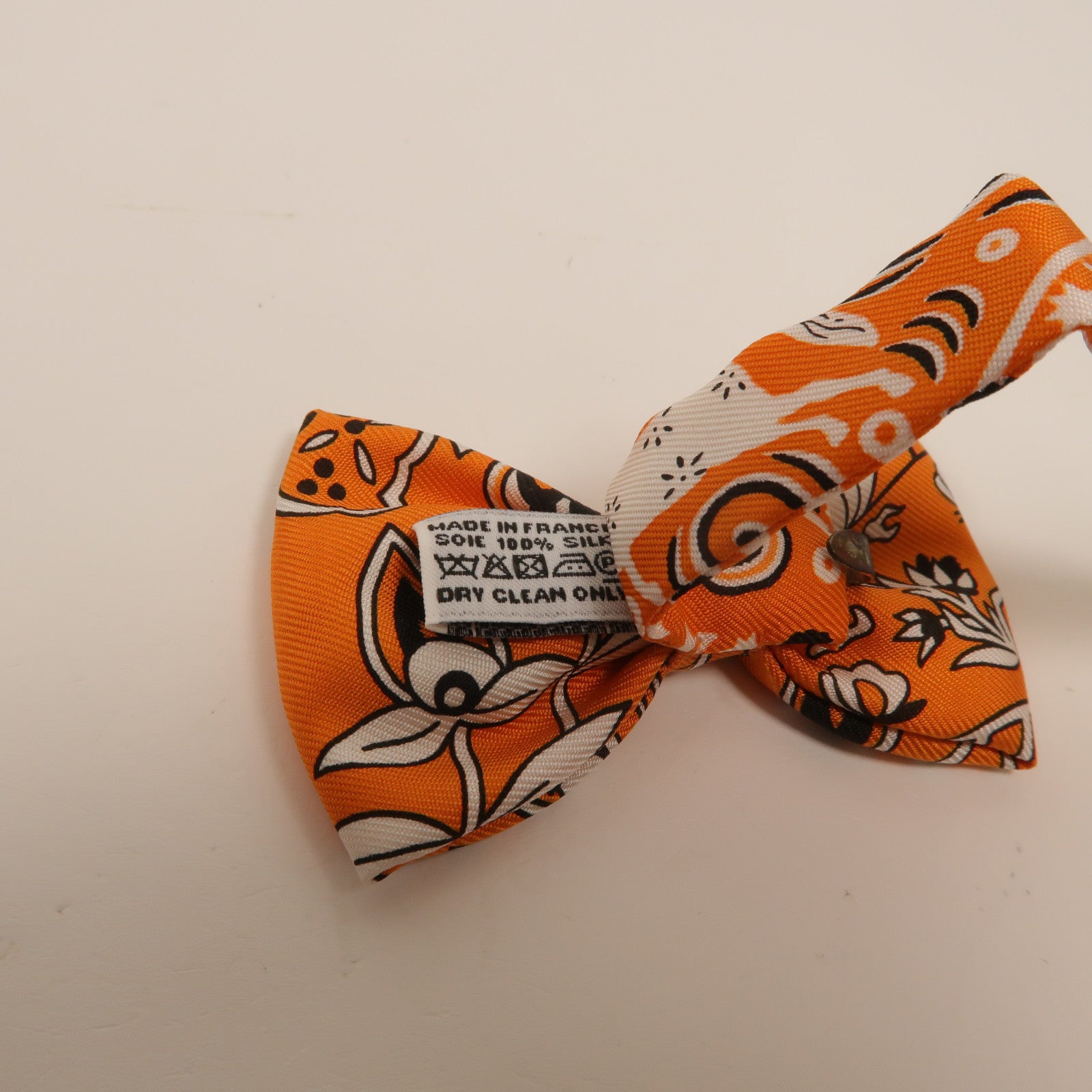 HERMES 絲質Bowtie領結