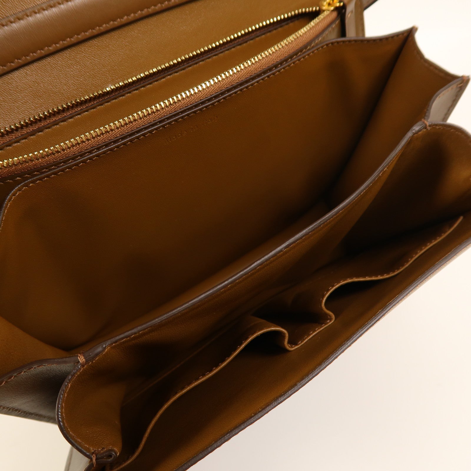 CELINE 牛皮皮革Classic Box金扣肩背袋