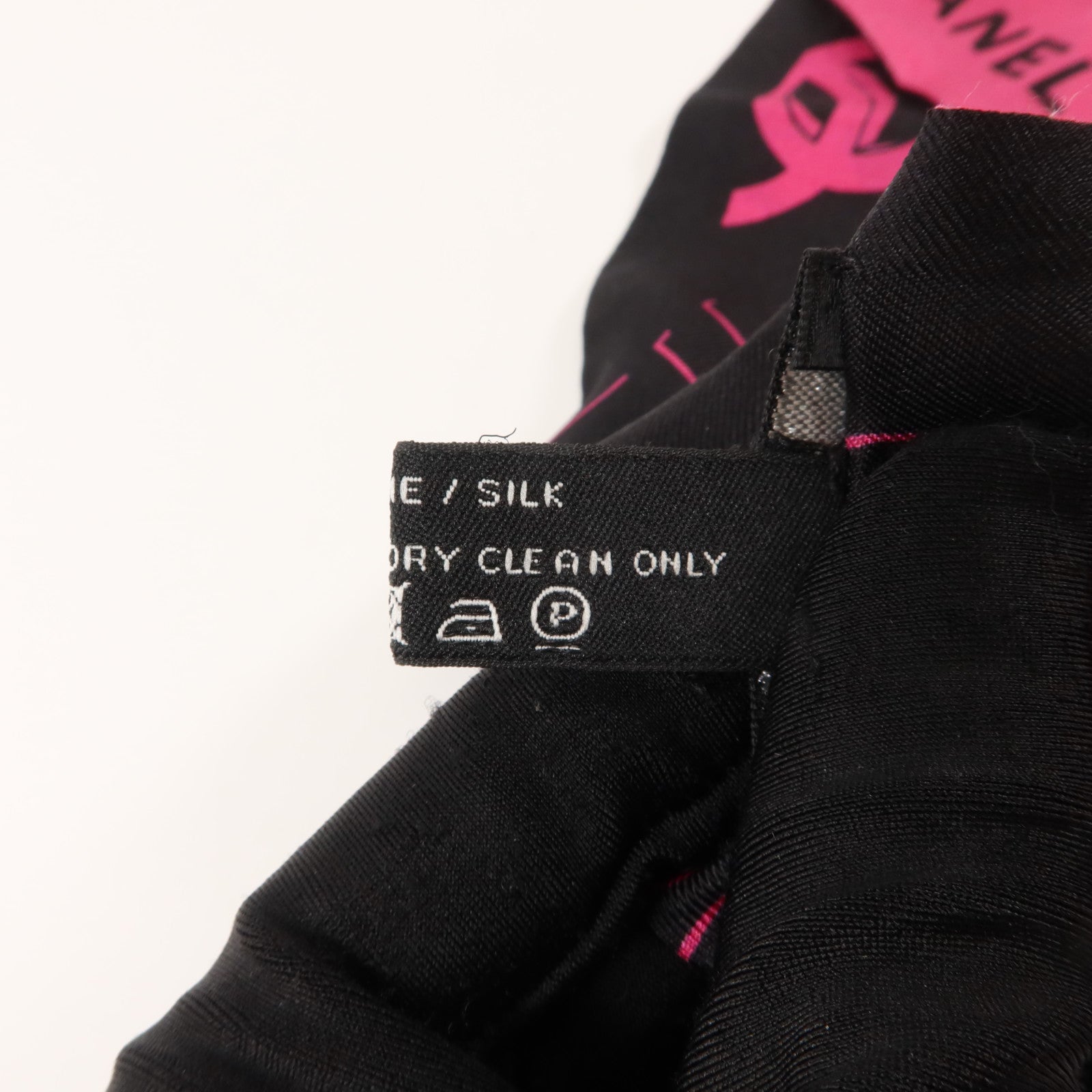 CHANEL 絲質Scarf絲巾