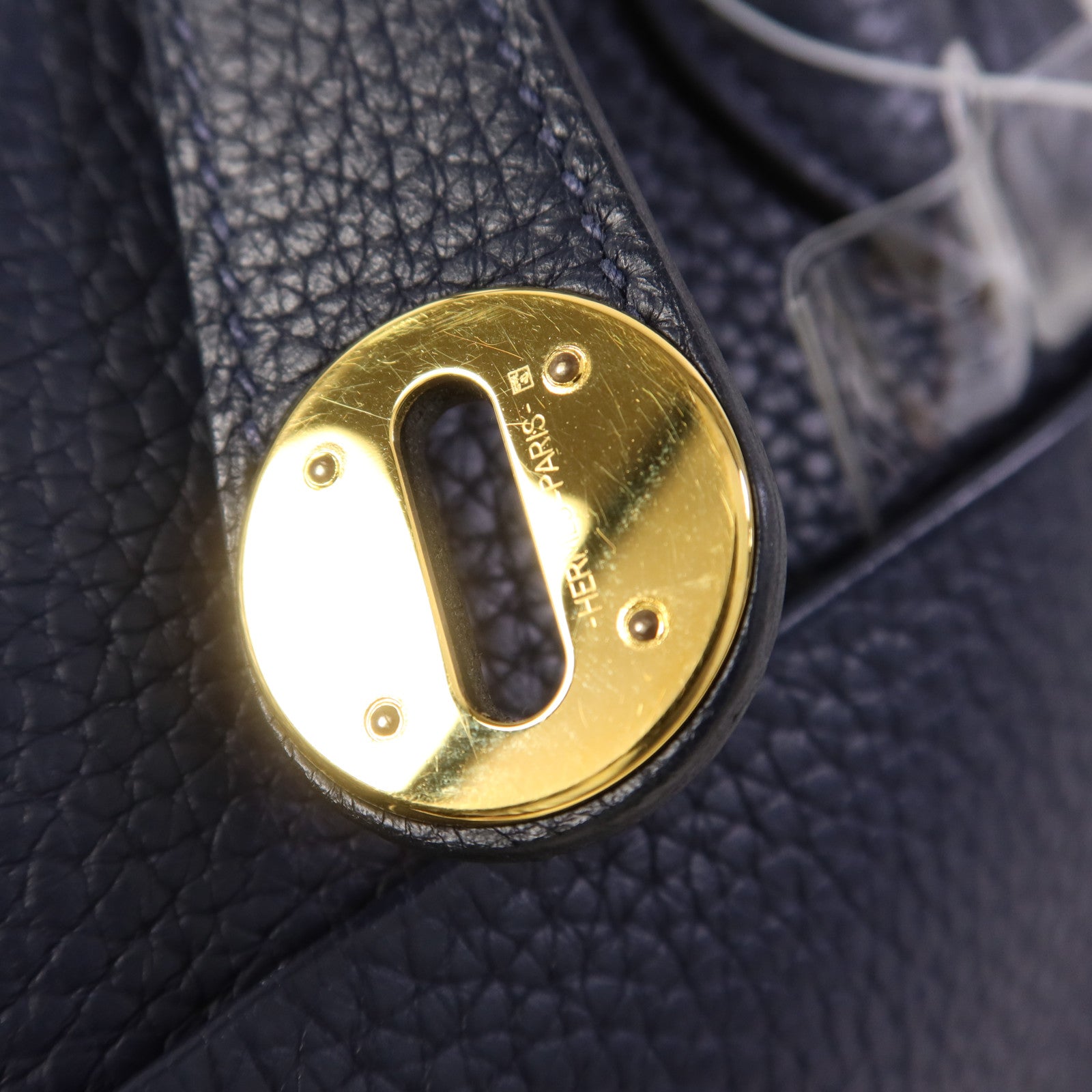 HERMES Clemence皮革Lindy 30金扣手挽肩背兩用袋Bleu Nuit