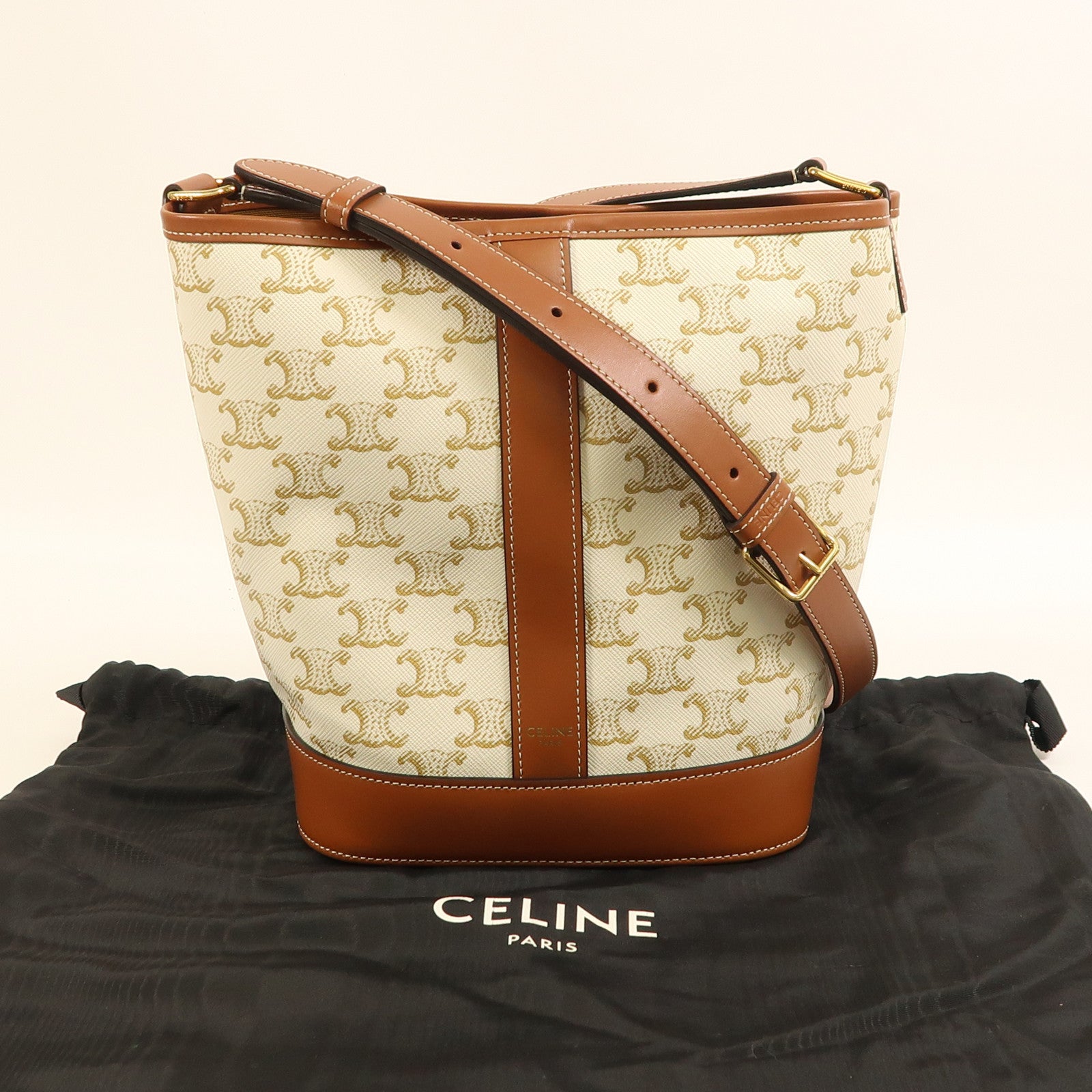 CELINE 塗層帆布Triomphe Bucket金扣肩背袋