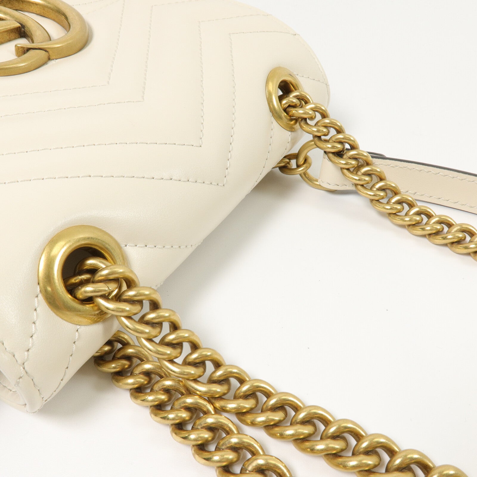 GUCCI 牛皮皮革GG Marmont Mini鏈帶肩背袋