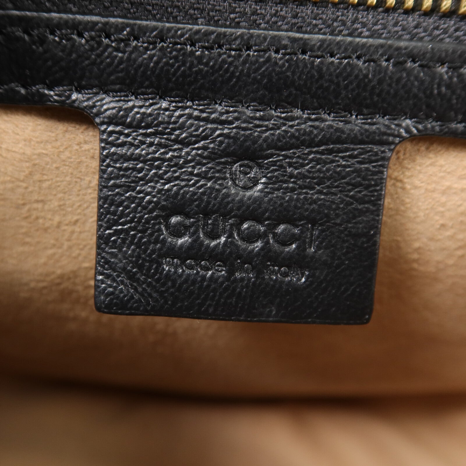 GUCCI 塗層帆布Padlock Saddle Small肩背袋