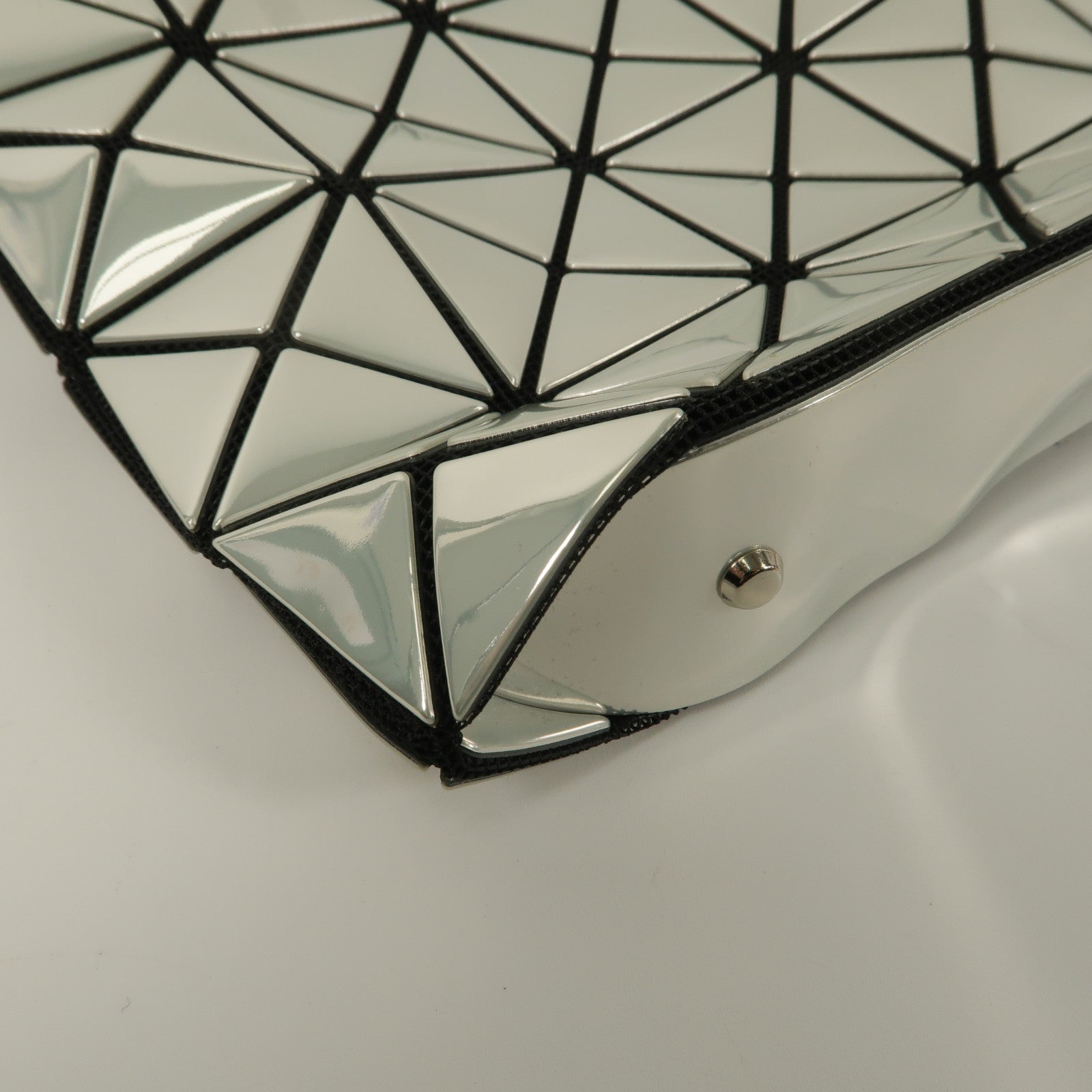 BAO BAO ISSEYMIYAKE PVC Shoulder Bag鏈帶肩背袋