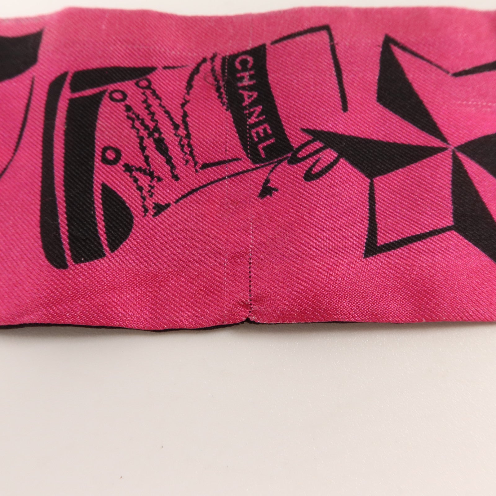 CHANEL 絲質Scarf絲巾