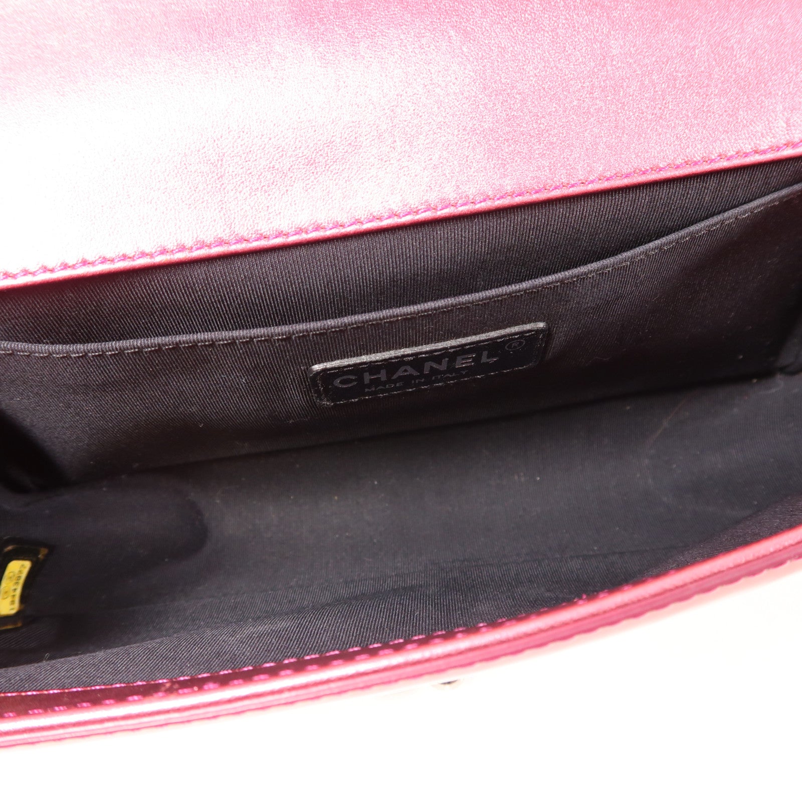 CHANEL 漆皮皮革Boy Chanel鏈帶肩背袋