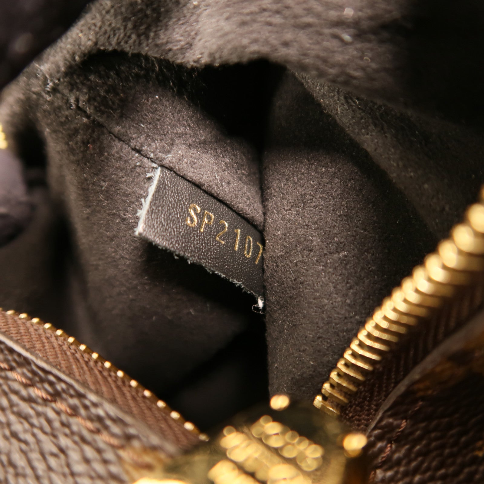 LOUIS VUITTON Monogram Neo Noe MM金扣肩背袋