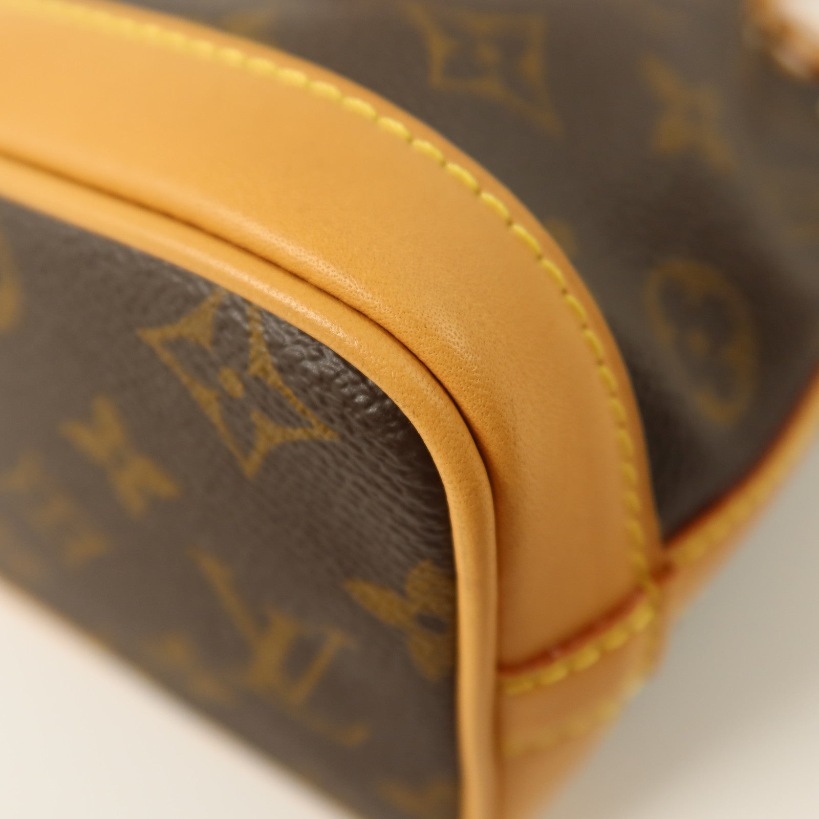 LOUIS VUITTON Monogram Nano Noe金扣手挽肩背兩用袋