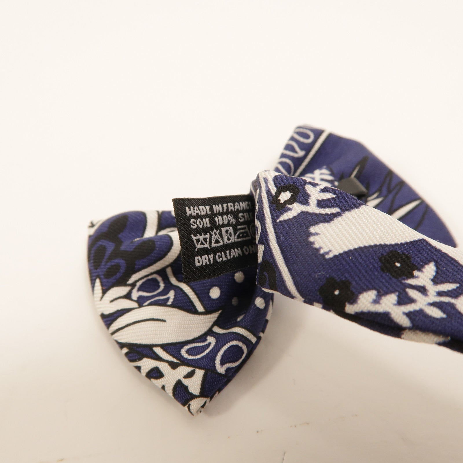 HERMES 絲質Bowtie領結