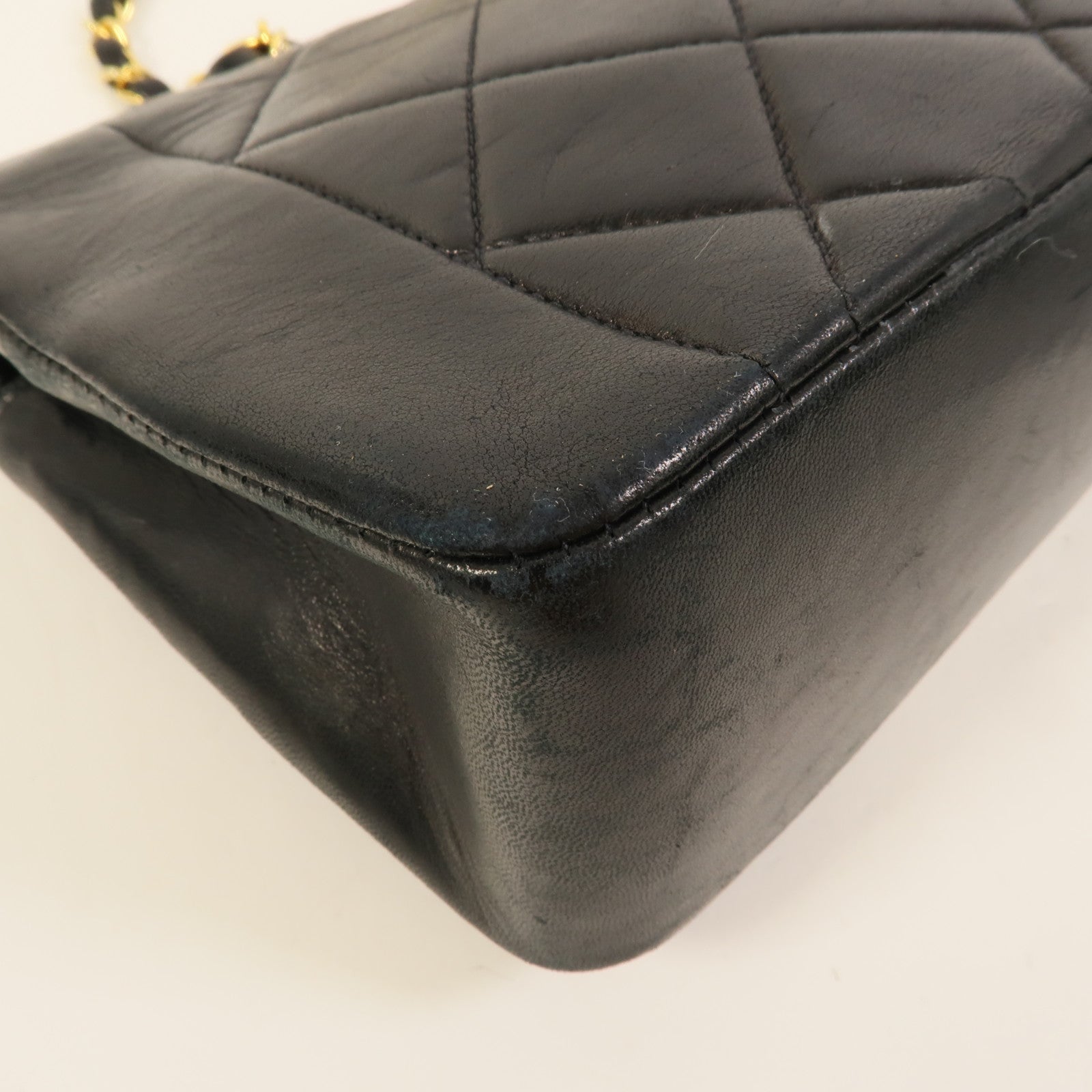 CHANEL 羊皮皮革Vintage Diana鏈帶肩背袋