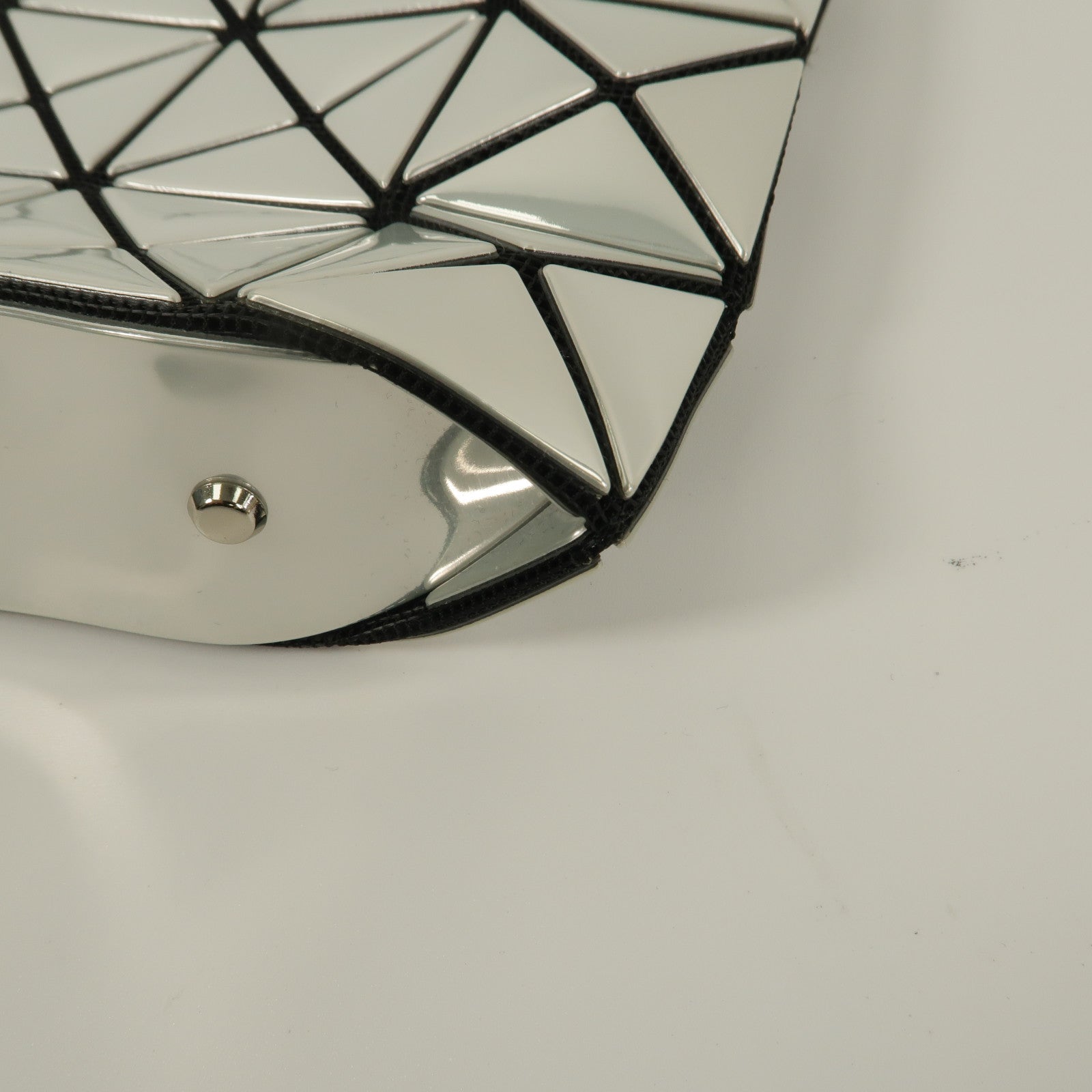 BAO BAO ISSEYMIYAKE PVC Shoulder Bag鏈帶肩背袋