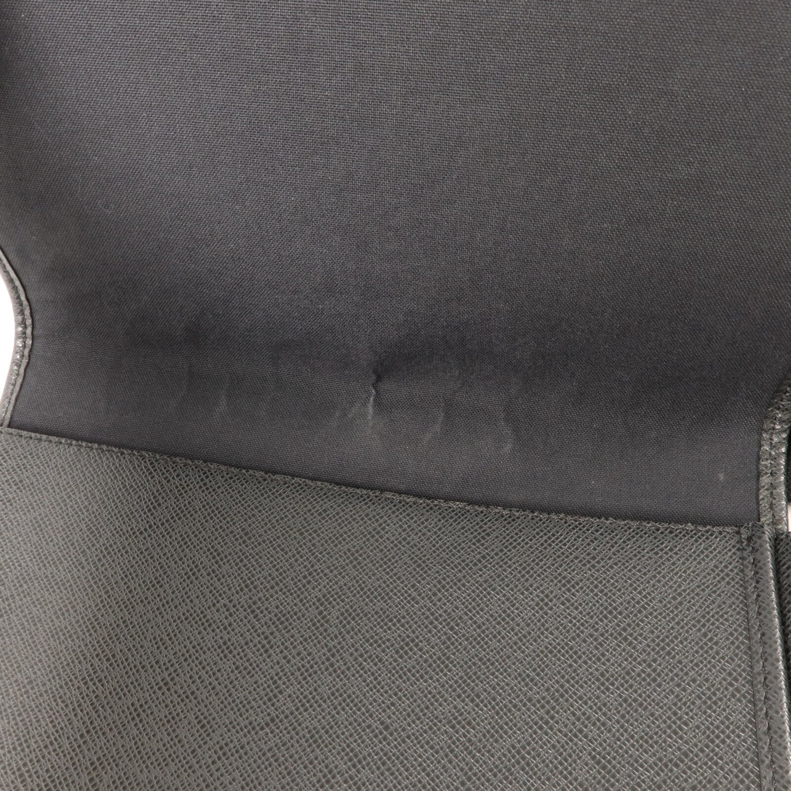 LOUIS VUITTON Taiga Andrei肩背袋