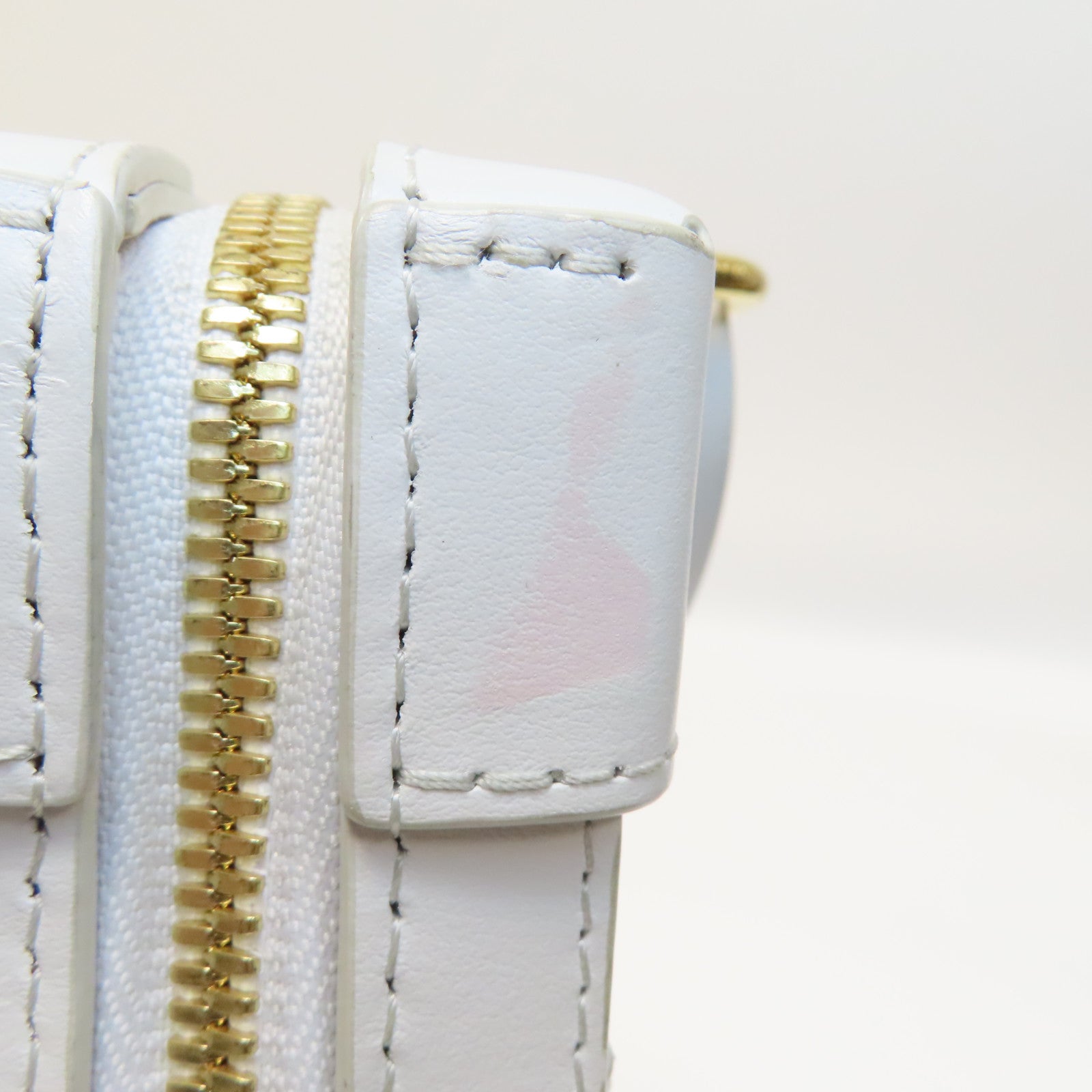 LOUIS VUITTON 【激減優惠】Monogram/皮革LVxNBA Soft Trunk金扣肩背袋啡色/白色