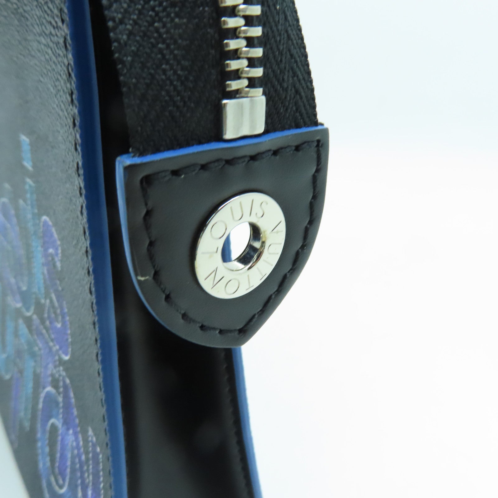 LOUIS VUITTON 【激減優惠】Damier Graphite Pochette Voyage銀扣手拿包黑色灰色