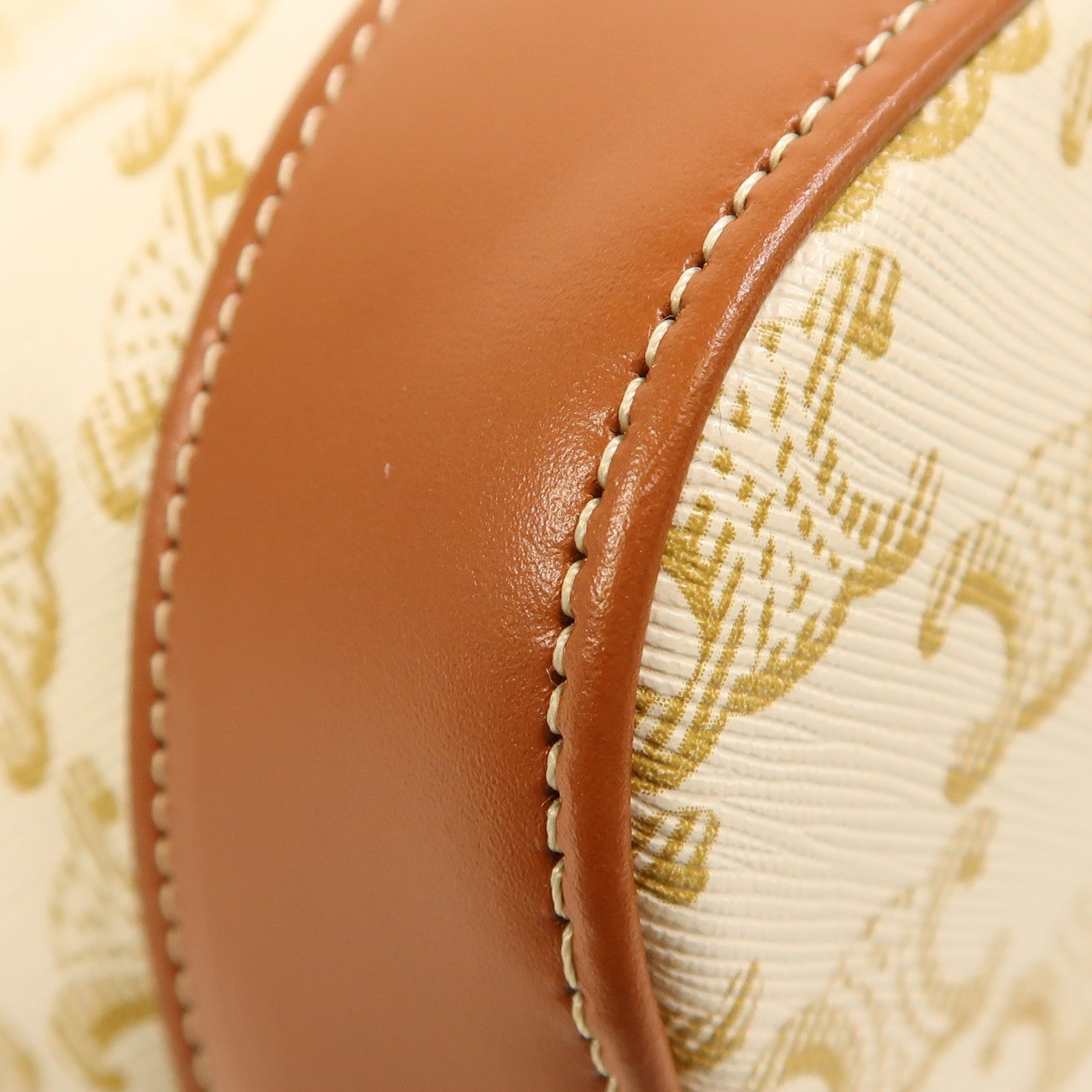 CELINE 塗層帆布Triomphe Bucket金扣肩背袋