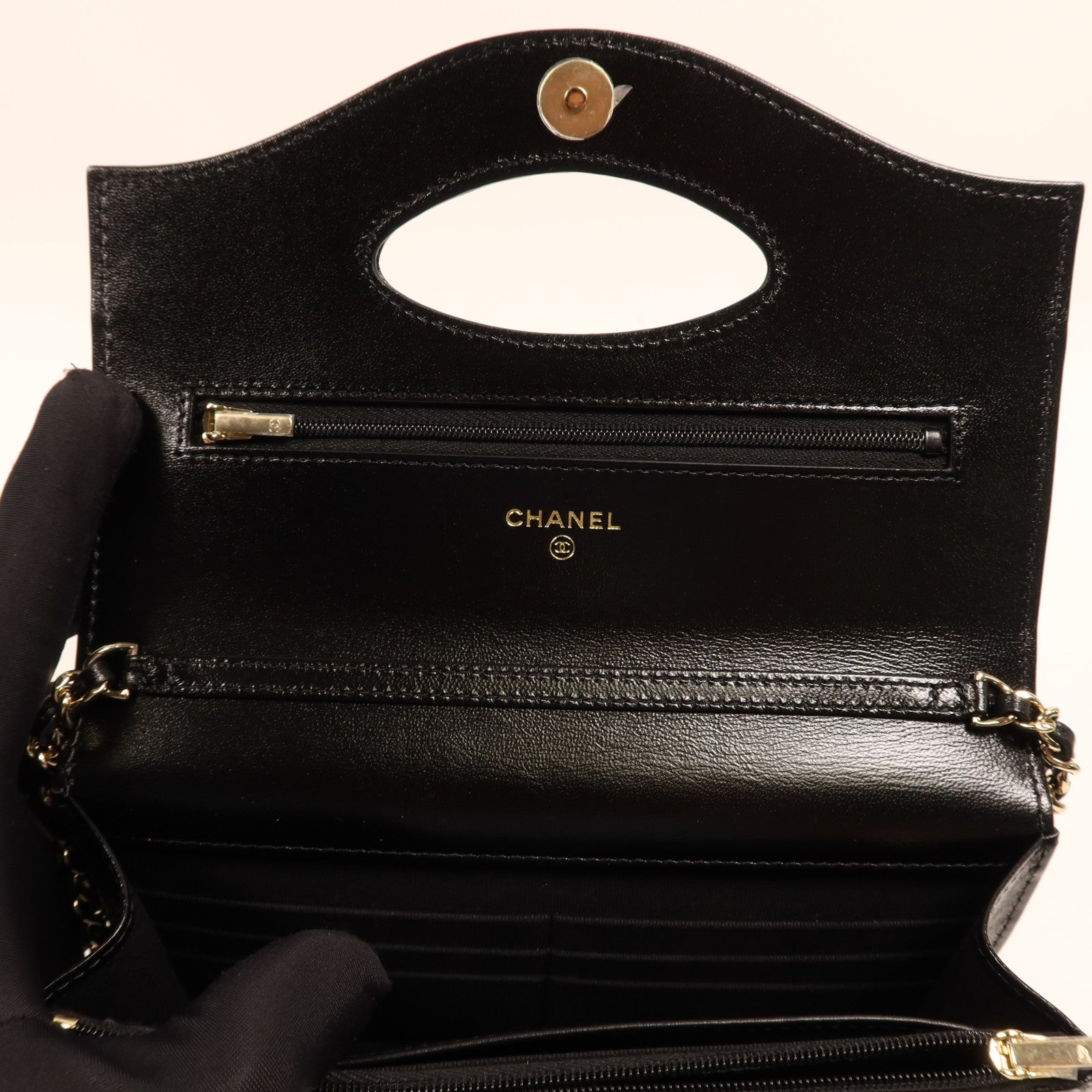 CHANEL 牛皮皮革Chanel 31 Wallet on Chain金扣鏈帶肩背袋