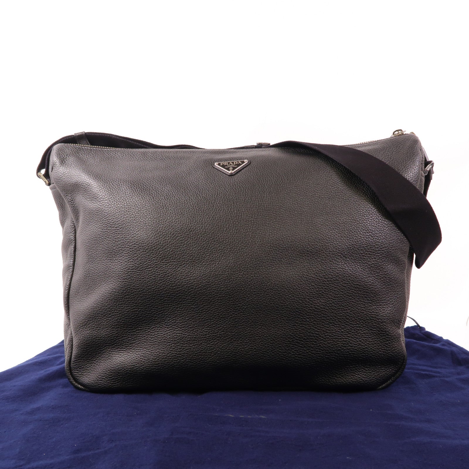 PRADA 牛皮皮革Shoulder Bag銀扣肩背袋