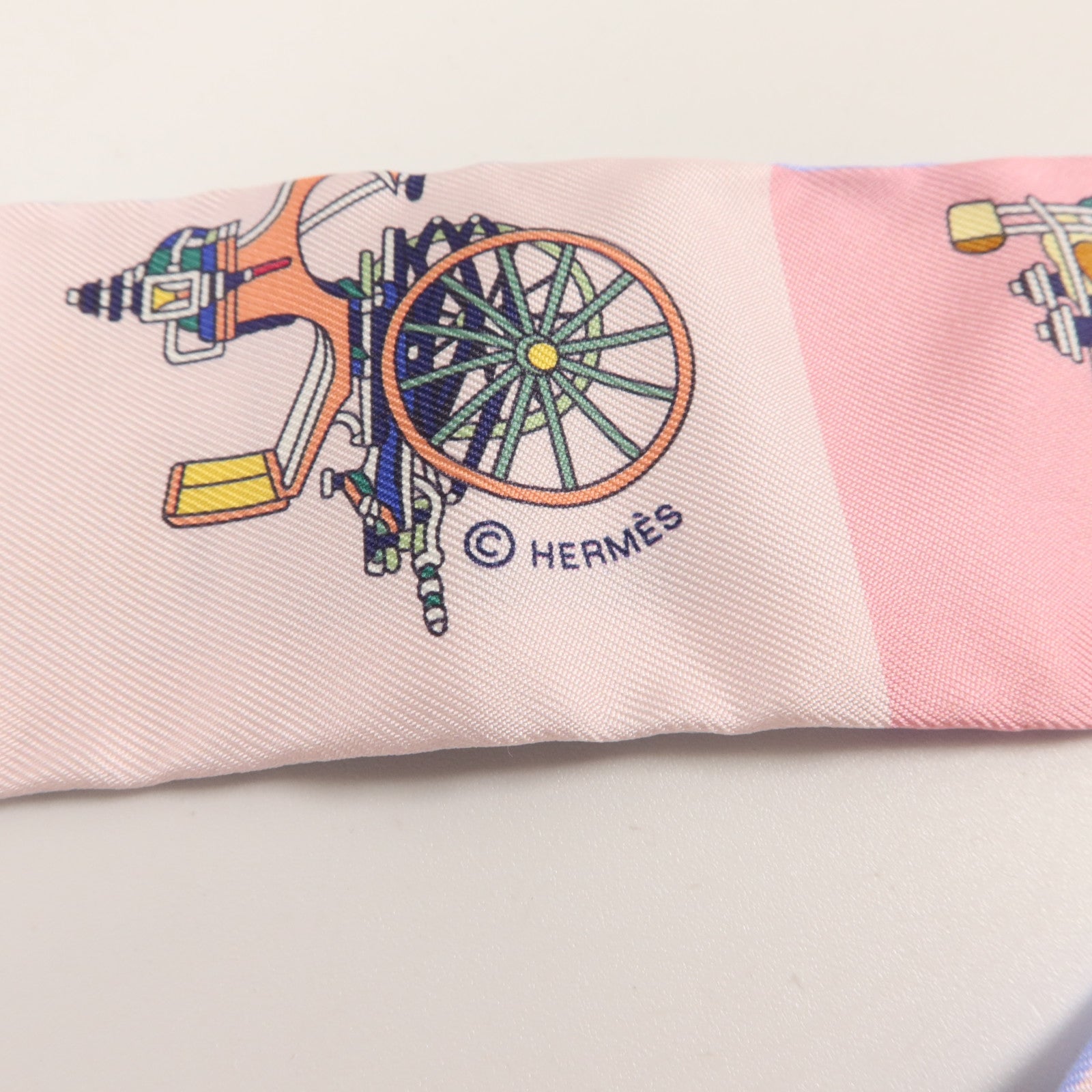 HERMES 絲質Twilly絲巾