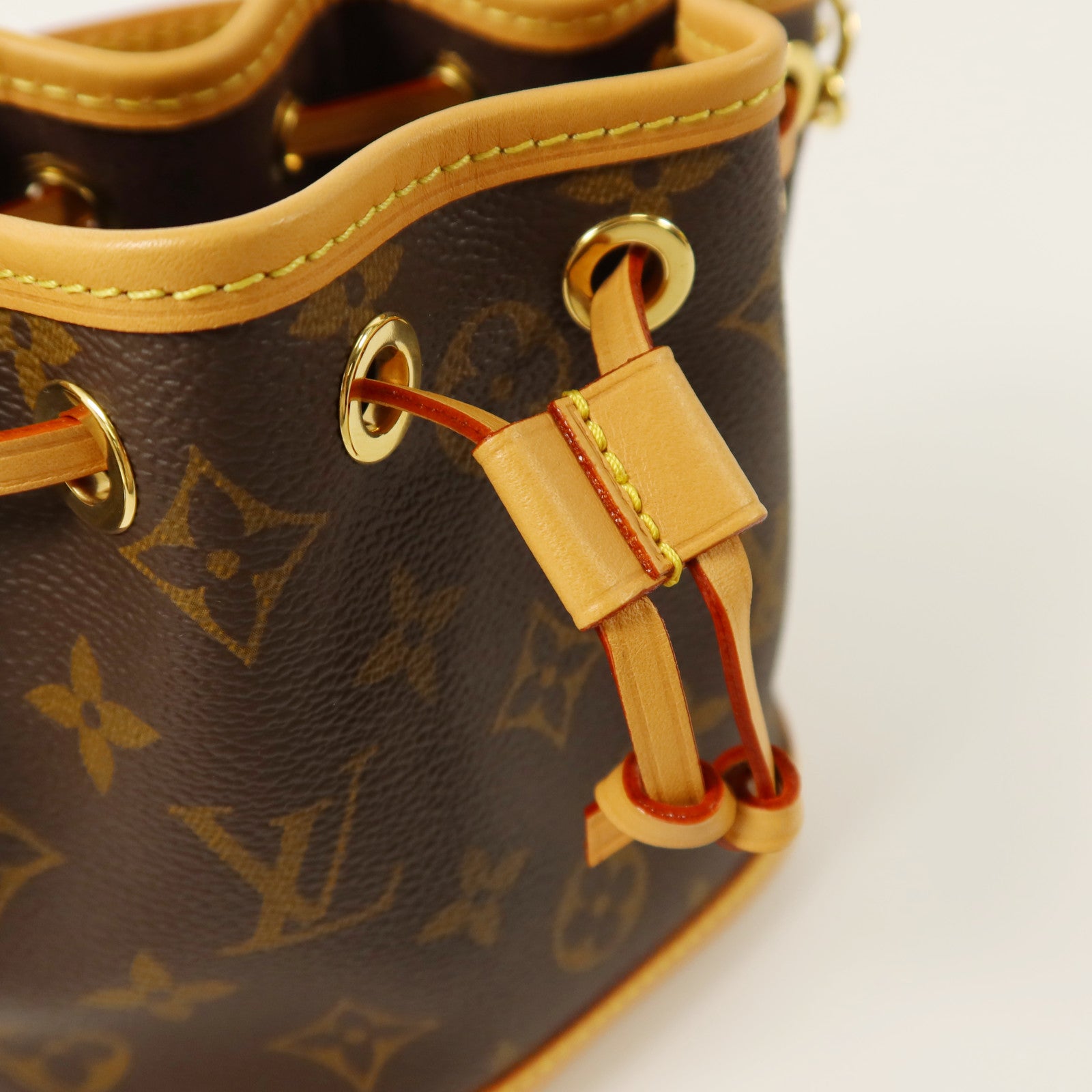 LOUIS VUITTON Monogram Nano Noe金扣手挽肩背兩用袋