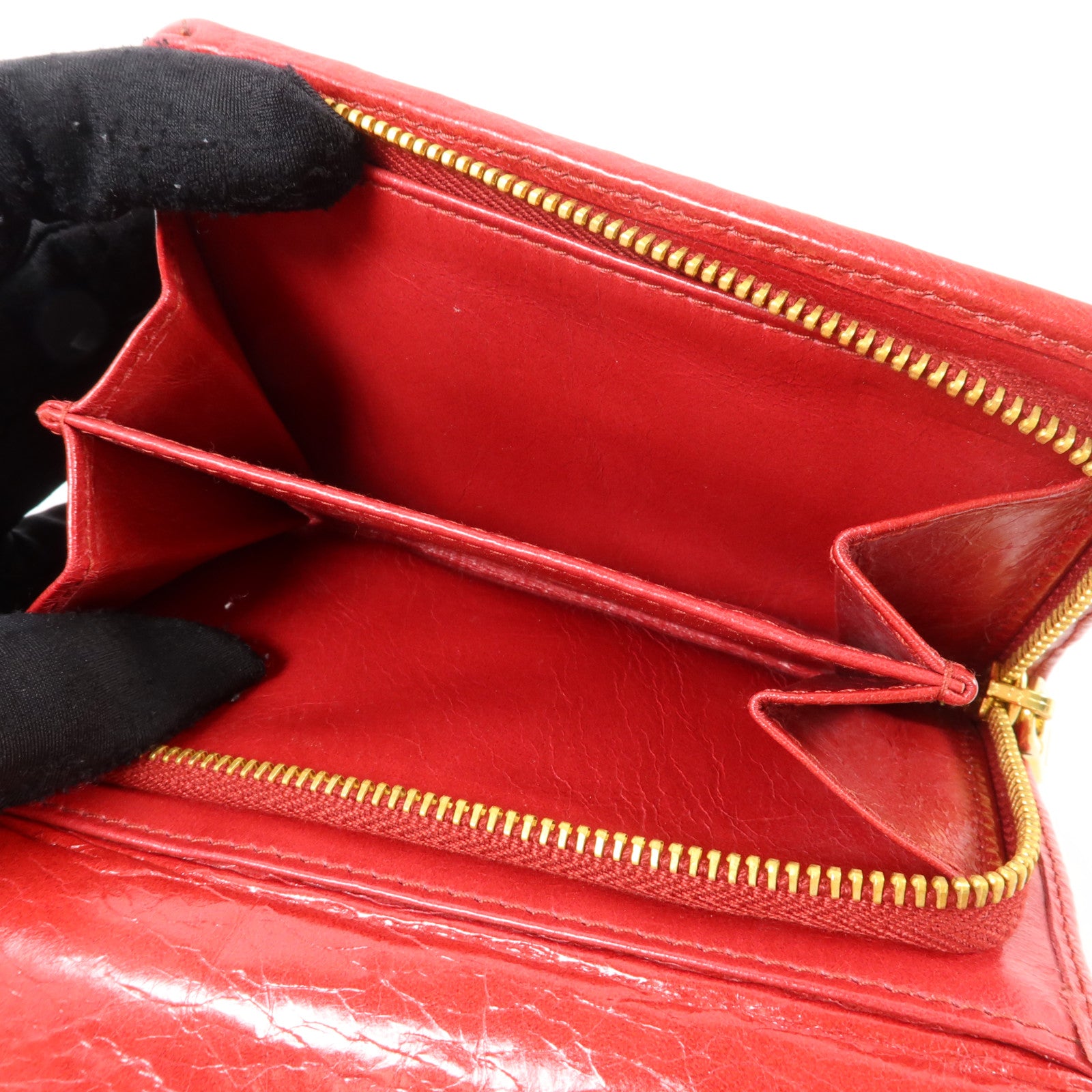 Miu Miu 羊皮皮革Matelasse Nappa Fold Zipper Wallet金扣錢包